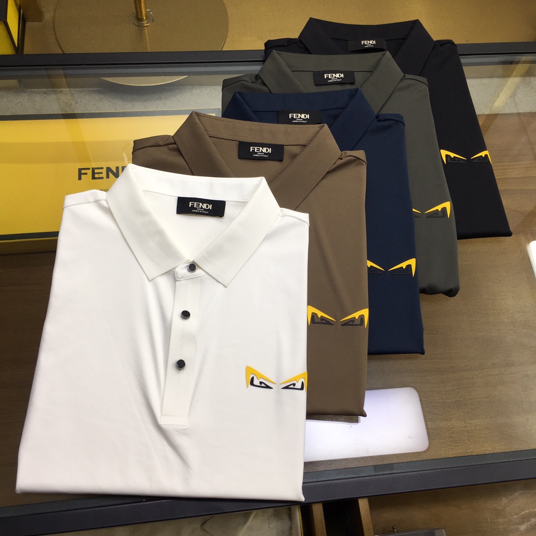 NO:154428,New product [Fend] High-end Polo 2025SS Spring and Summer New Product Go Fashion and Casual Lapel T-shirt, Selected High-quality Tennis Cool Fabric, Stainless Cutting Process, Exquisite Logo Design Logo on the chest, Customer-supplied hardware and accessories, Simple and easy to match, a must-have item for casual business men!  SizeM-4XL [Please report height and weight by placing an order].,,fendi,tees,t-shirt,alexander wang19860909新品【Fend】高端Polo 2025SS春夏新品 Go 时尚休闲翻领T恤,甄选优质天丝凉爽面料,无痕切割工艺,胸前密针精致logo设计标识,客供订织五金辅料,简约易搭配,休闲商务男人必备单品！ SizeM-4XL【下单请报身高体重】.,,fendi,tees，t-shirt,alexander wang,Men's clothing