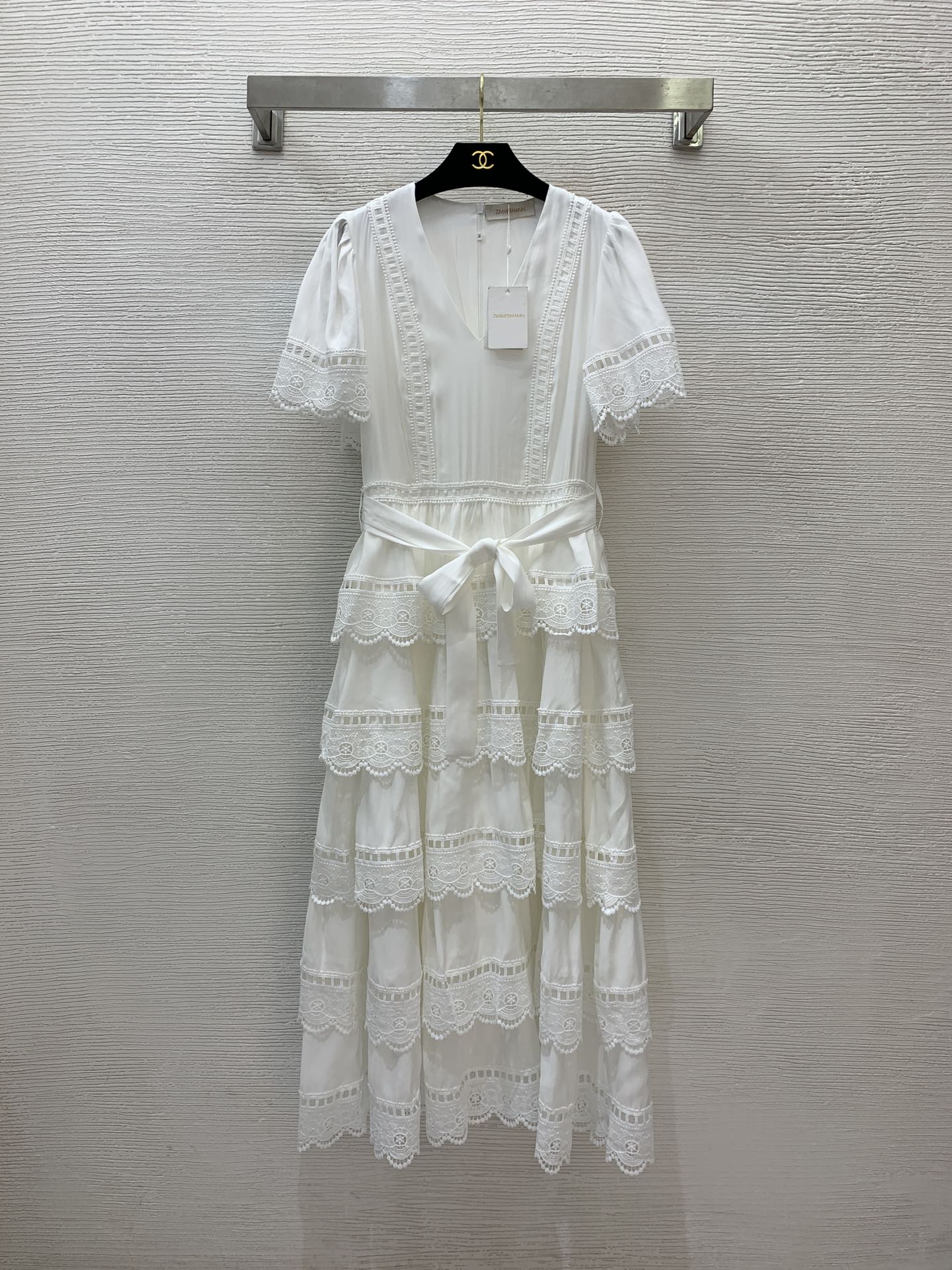 NO:320476,Model number G25030187 ZIMMERMA*N high-end customization of Australian brand temperament, age-reducing water-soluble hooked lotus leaf splicing layer cake skirt puff sleeves large short sleeve dress with belt!  Black, white, 1.2.3.4/SMLXL (2 size bust 86, waist 72, sleeve length 27, skirt length 130) hair 3, skirts, T-shirt, alexander wang19860909款号G25030187 ZIMMERMA*N兹默曼澳洲品牌高端定制 气质减龄水溶勾花荷叶边拼接层层蛋糕裙泡泡袖大摆短袖连衣裙配有腰带！黑色、白色、1.2.3.4/SMLXL（2码胸围86,腰围72,袖长27,裙长130）发3,,skirts,T-shirt,alexander wang,Women's clothing