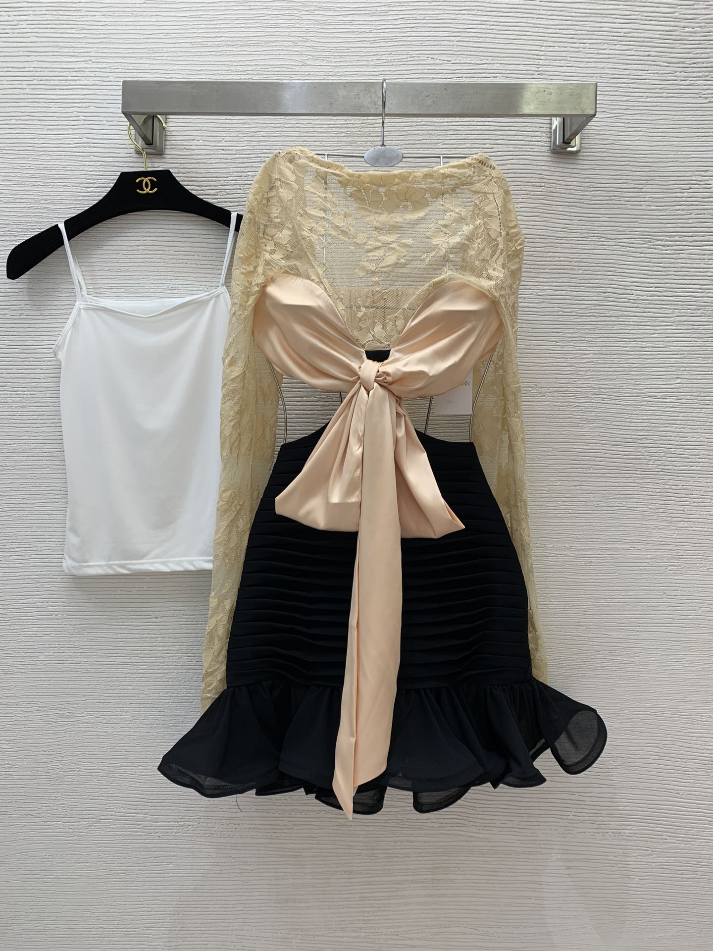 NO:321253,Model number G25030349 ZIMMERMAN* high-end customization of Australian brand, fashionable and sexy perspective lace spliced ​​bow tie design, hot girl style slim and slim hip long-sleeved dress, free solid color inner base shirt!  1.2.3.4/SMLXL (M size bust 76~88, waist 66~70, back elastic, sleeve length 69, skirt length 81), skirts, alexander wang19860909款号G25030349 ZIMMERMAN*兹默曼澳洲品牌高端定制 时尚性感透视蕾丝拼接蝴蝶结系带设计辣妹风修身显瘦包臀长袖连衣裙赠送纯色内搭打底衫！1.2.3.4/SMLXL（M码胸围76～88,腰围66～70后背松紧,袖长69,裙长81）,,skirts,alexander wang,Women's clothing