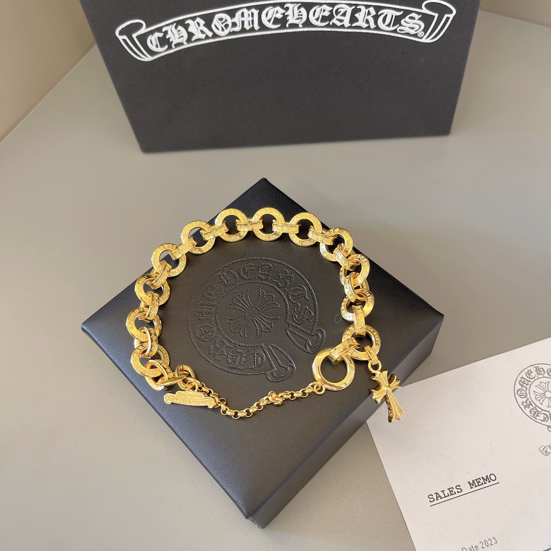 NO:105861,Too handsome and exciting the latest model Croxin, no explosion, factory direct sales, original one-to-one reproduction, not enough gold bracelet, jewelry boutique, chrome hearts, bracelet, gold19860909太帅爆了最新款克罗心 不爆不发 厂家直销 原版一比一复刻 不够黄金色手链,饰品精品,chrome hearts,bracelet,gold,Jewelry
