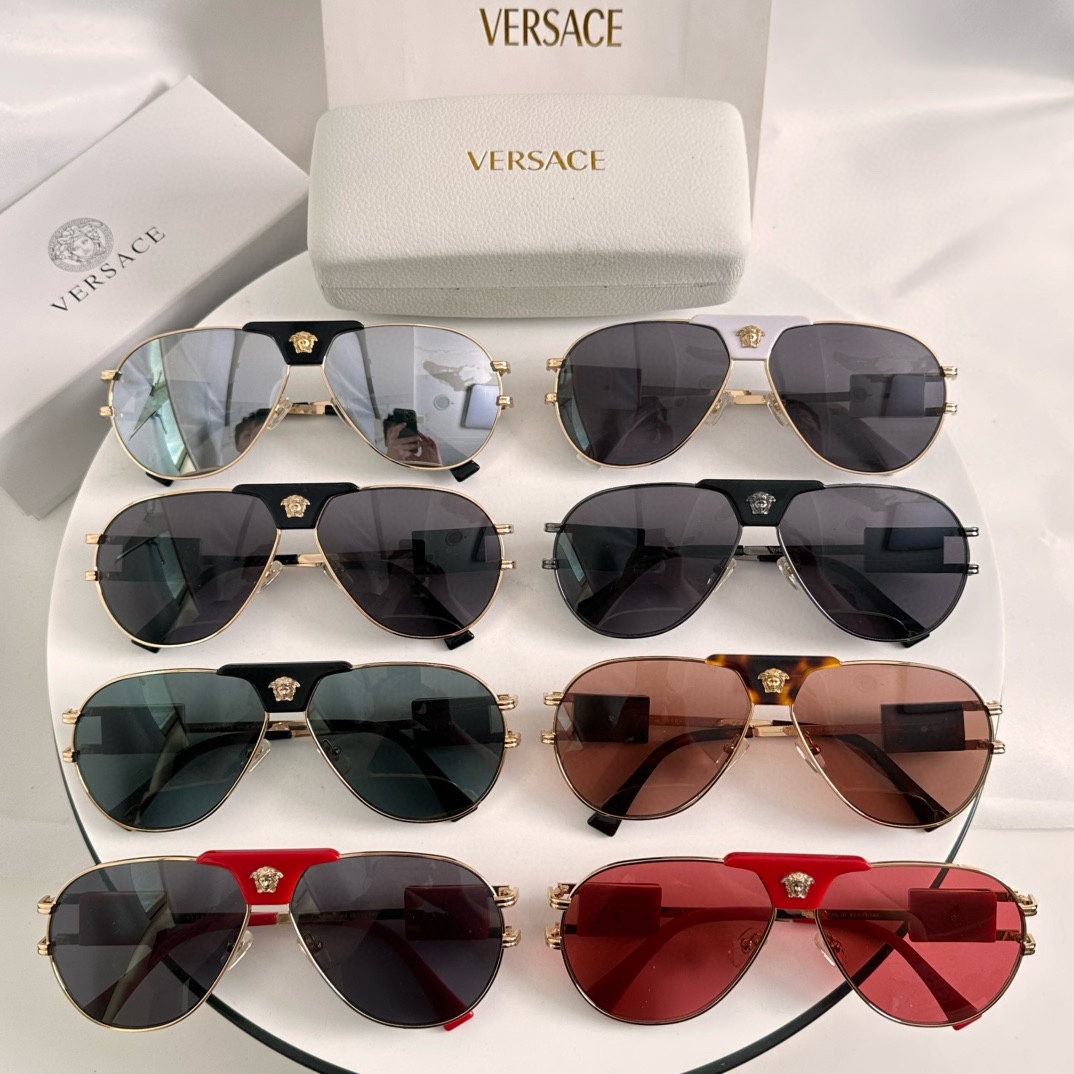  ‼️ 官网图 VERSAC* 范思家
官网原版一比一
VE2252，size63口13-145
欧美尚