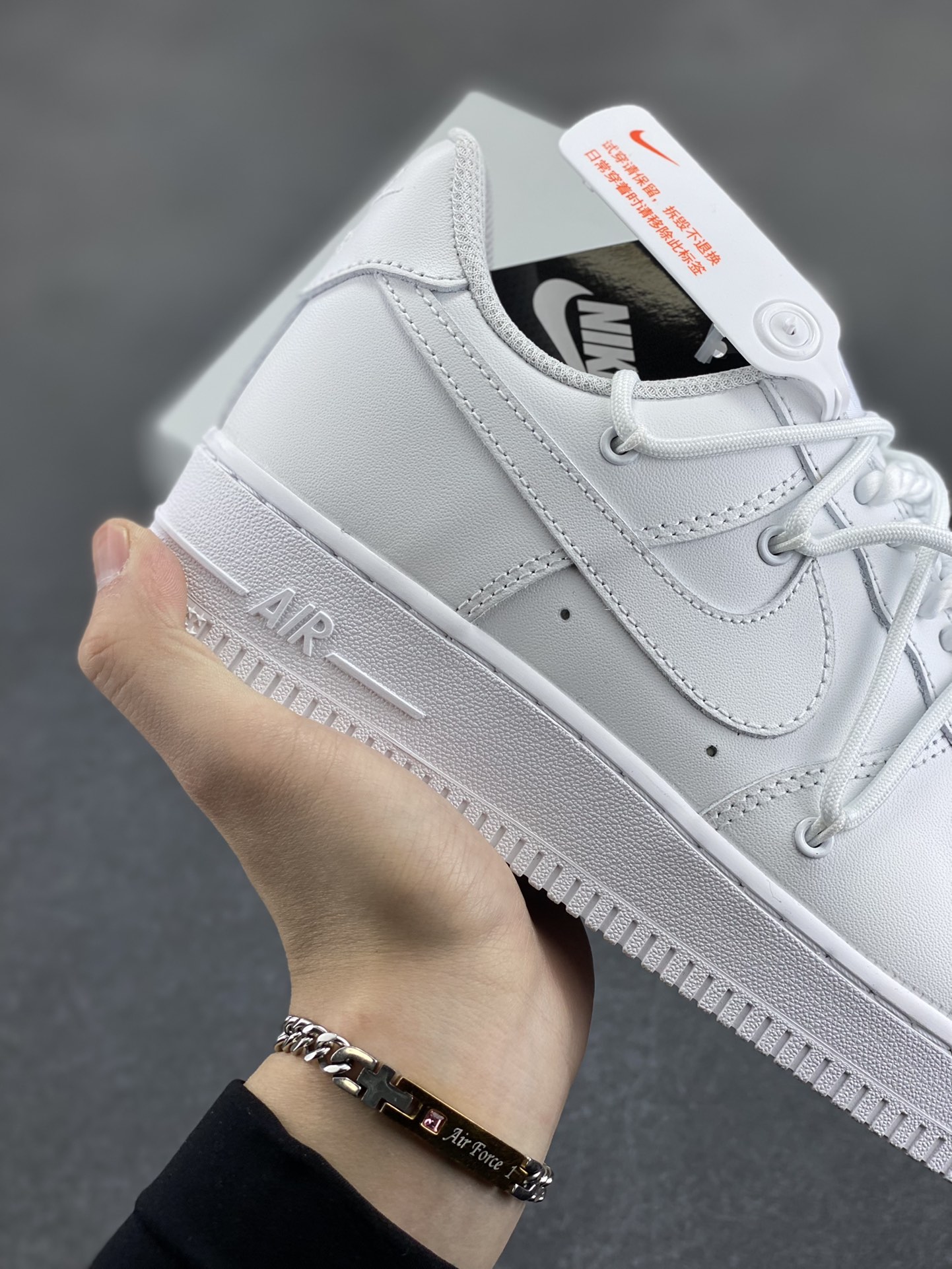 图片[6]-福利特价 Nike Air Force 1 Low 全白麻绳绑带 空军一号低帮运动休闲板鞋 原楦头原纸板 打造纯正空军版型#专注外贸渠道 全掌内置蜂窝气垫 #原盒配件 原厂中底钢印、拉帮完美 货号：CW2288-111 尺码：36 36.5 37.5 38 38.5 39 40 40.5 41 42 42.5 43 44 44.5 45-选品中心