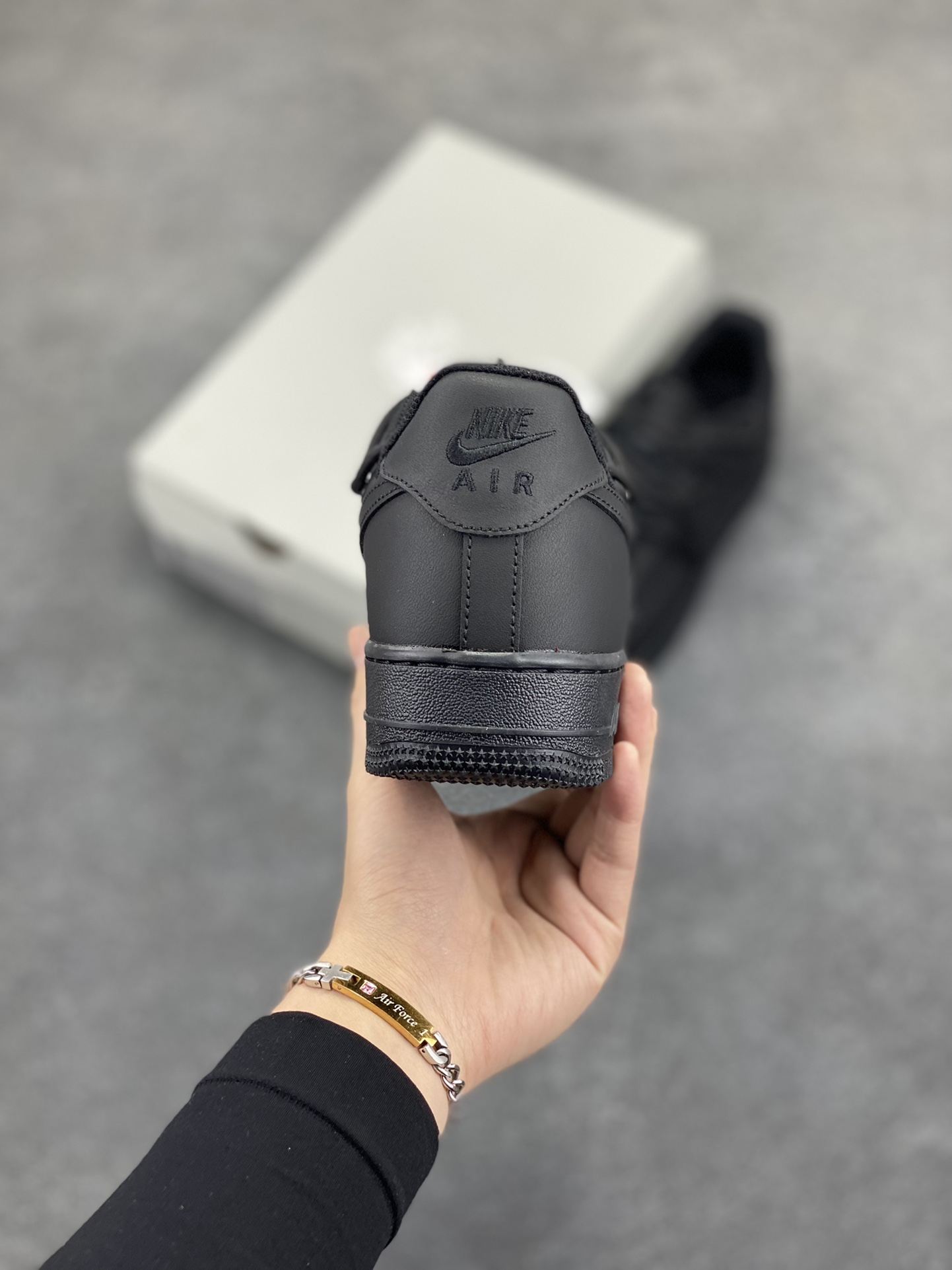 图片[4]-福利特价 Nike Air Force 1 Low 全黑麻绳绑带 空军一号低帮运动休闲板鞋 原楦头原纸板 打造纯正空军版型#专注外贸渠道 全掌内置蜂窝气垫 #原盒配件 原厂中底钢印、拉帮完美 货号：CW2288-001 尺码：36 36.5 37.5 38 38.5 39 40 40.5 41 42 42.5 43 44 44.5 45-选品中心