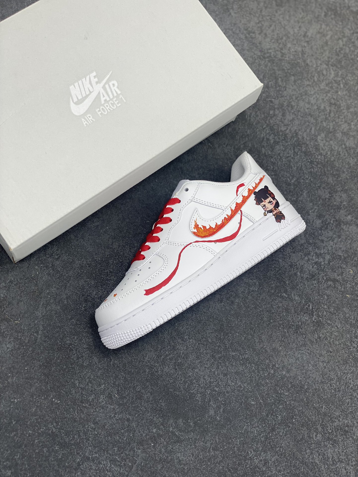 图片[7]-Air Force 1 Low 哪吒手绘涂鸦 原楦头原纸板 打造纯正空军版型 #专注外贸渠道 全掌内置蜂窝气垫 #原盒配件 原厂中底钢印、拉帮完美 货号：DD8959-100 尺码：36 36.5 37.5 38 38.5 39 40 40.5 41 42 42.5 43 44 44.5 45-选品中心