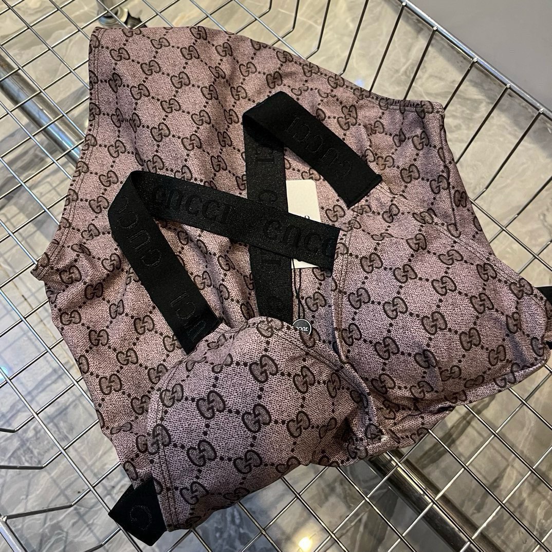 Gucci Women's One-Piece Swimsuit, Logo Print, Criss-Cross Back, Perfect for Swimming 4 i1740755591 671 2