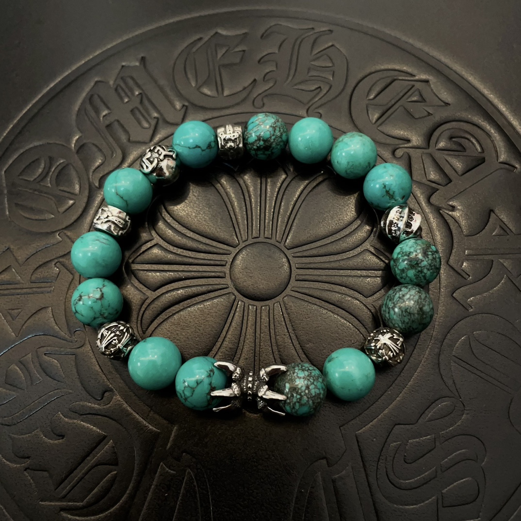 NO:114962,New [Counter Quality] Chrome Hearts Croxin classic retro multi-element turquoise bracelet bracelet with different concave and convex shapes presents unique styles Cross Scout flowers are Croxin's ambitions, so they last longer. Genuine version Chrome Hearts Croxin is different from the market ordinary light version, match the quality of the version, look at the details of the letter printing, the degree of retro old gray oxygen. Seiko version!  !  !  Pure handmade ~ Authentic model opening must-have fashion and fashion, both men and women can wear it, same style for couples, original official website, rock punk style silver style, retro elements, trendy and versatile!  , jewelry boutique, chrome hearts, chrome hearts, bracelet19860909新款【专柜品质】Chrome Hearts克罗心经典复古多元素绿松石手链手串,凹凸造型不同的花纹设计风格 呈现出与众不同 十字架 童军花是克罗心的志 所以更经久不衰 正品打版Chrome Hearts克罗心 区别市场普通轻版 对版对标品质 看字印细节 复古做旧灰氧程度.精工版本！！！ 纯手工打造 ～正品开模潮流时尚必备 男女均可佩戴 情侣同款 官网原版 摇滚朋克泰银风格 复古元素 潮流百搭！,饰品精品,chrome hearts,chrome hearts,bracelet,Jewelry