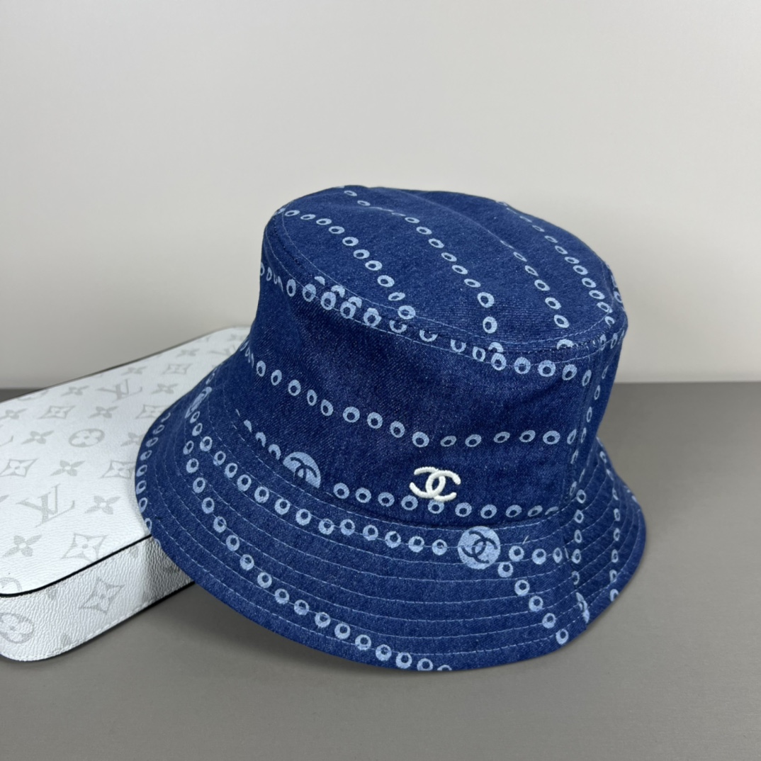 80 💰 CHANEL CHANEL, A NEW FRAGRANCE CLASSIC SHORT, FASHION AND LEISURE DESIGN - 图片 4