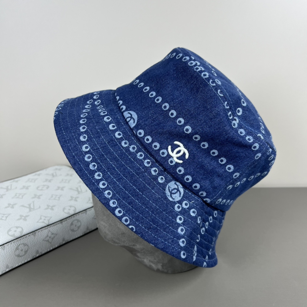 80 💰 CHANEL CHANEL, A NEW FRAGRANCE CLASSIC SHORT, FASHION AND LEISURE DESIGN - 图片 1