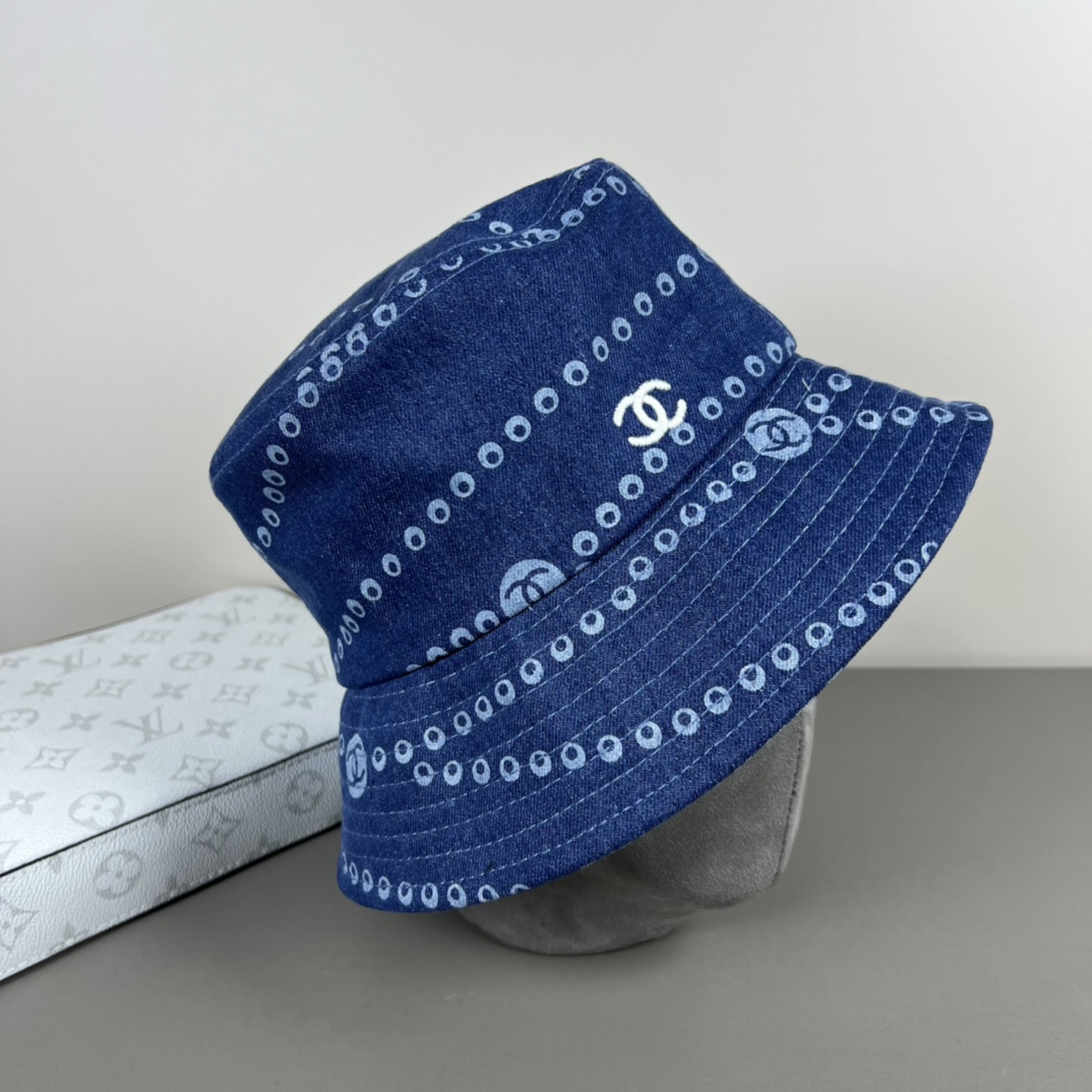 80 💰 CHANEL CHANEL, A NEW FRAGRANCE CLASSIC SHORT, FASHION AND LEISURE DESIGN - 图片 3