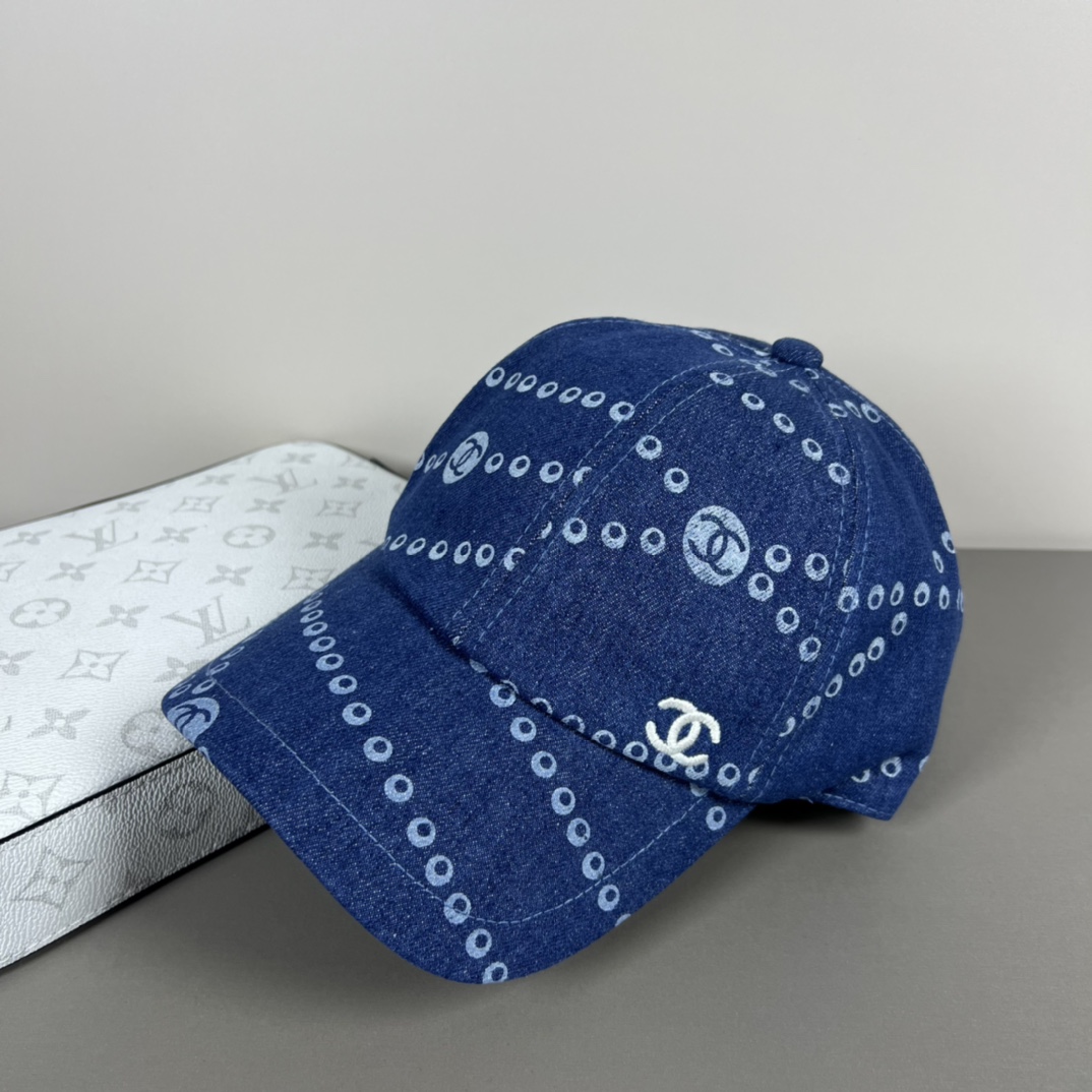 80 💰 CHANEL CHANEL, A NEW FRAGRANCE CLASSIC SHORT, FASHION AND LEISURE DESIGN - 图片 4