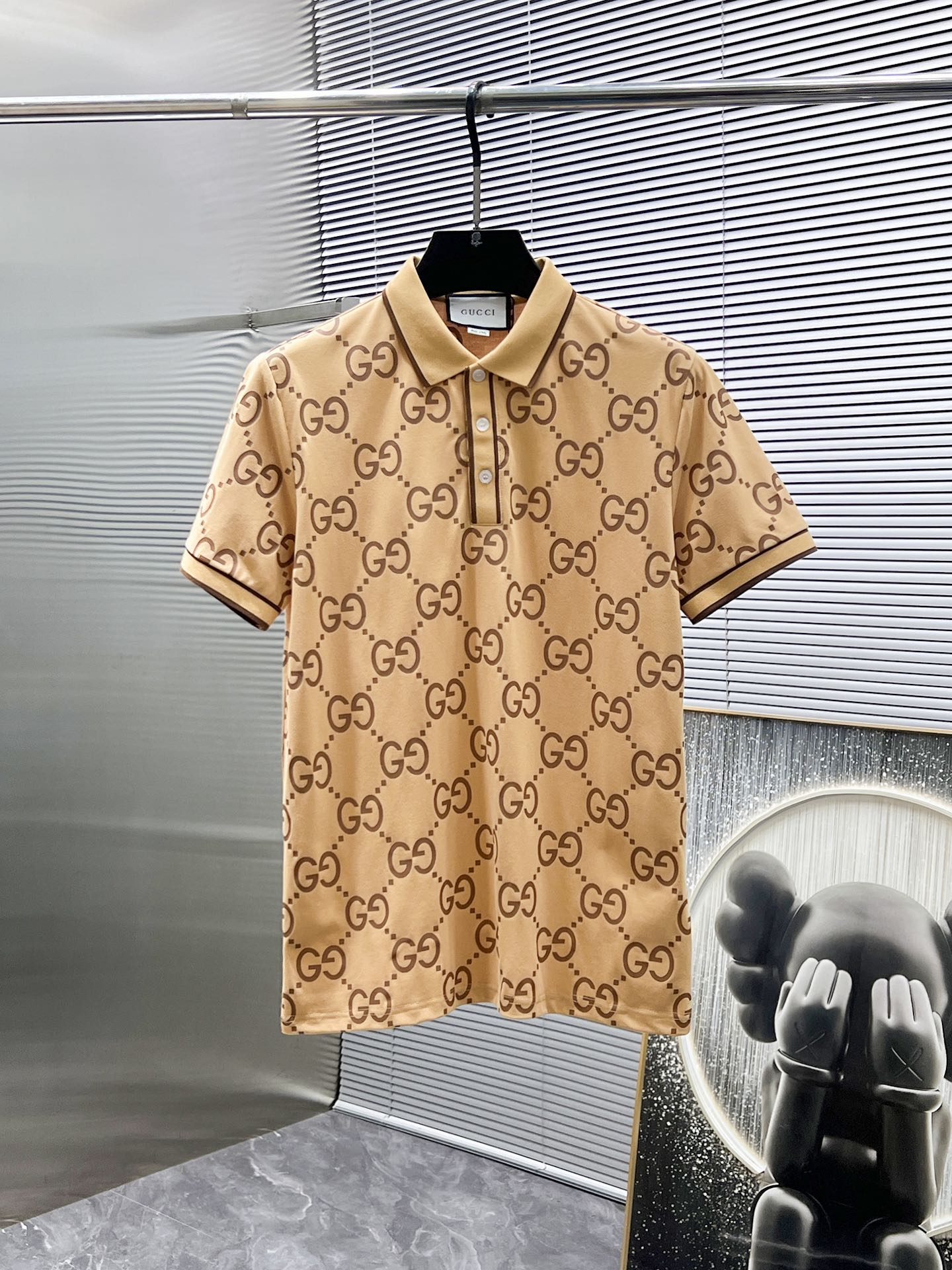 Gucci 2025SS Monogram Polo Shirt - High-End Custom Fabric, Breathable 2 i1740760943 4351 0