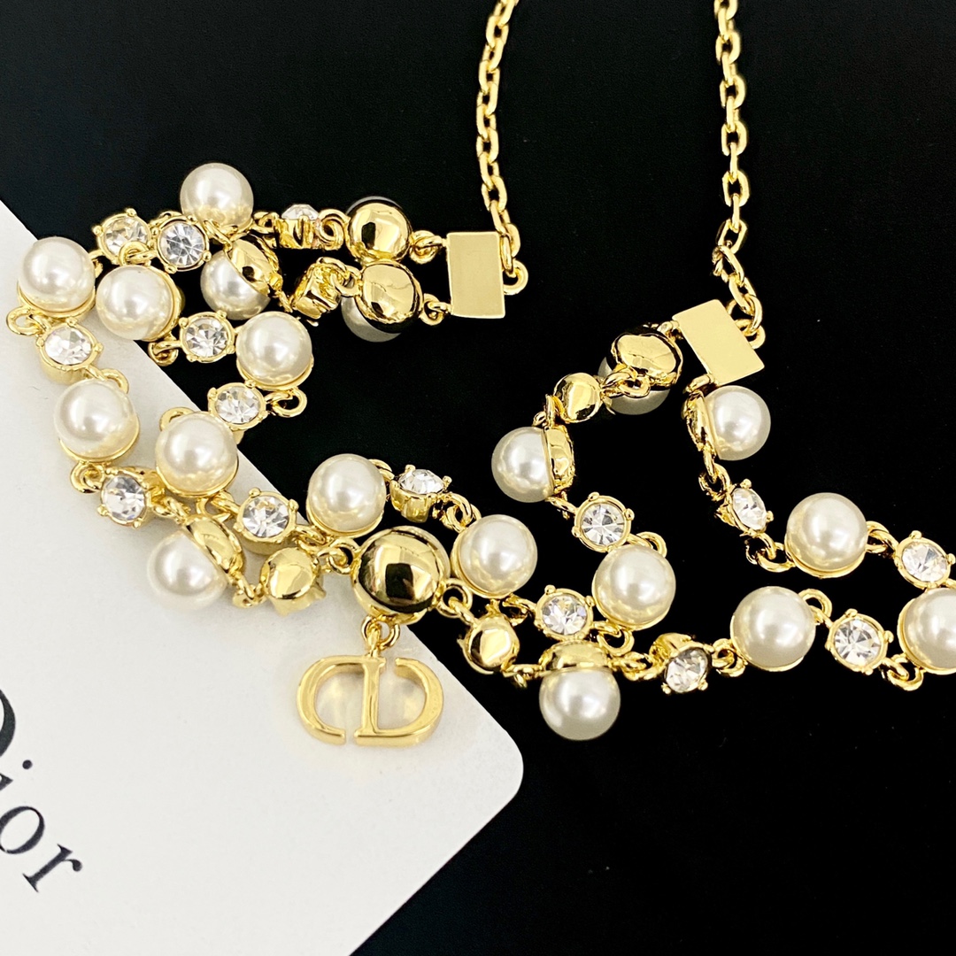 Dior Pearl and Crystal Double Layer CD Necklace - Elegant and Refined 8 i1740809777 7754 0