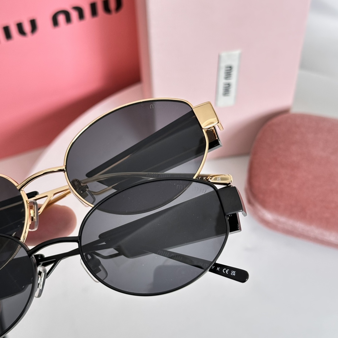 - Foto de detalle SMU5688TS