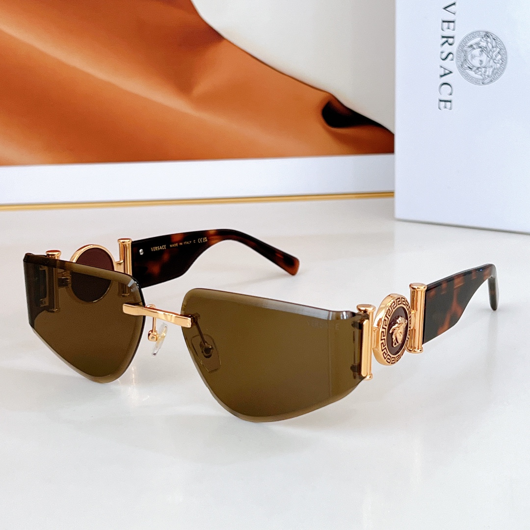  VERSACE
MOD：VE6773
Size：63口17-138
🔝🔝
