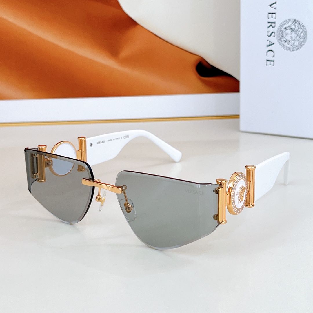  VERSACE
MOD：VE6773
Size：63口17-138
🔝🔝
