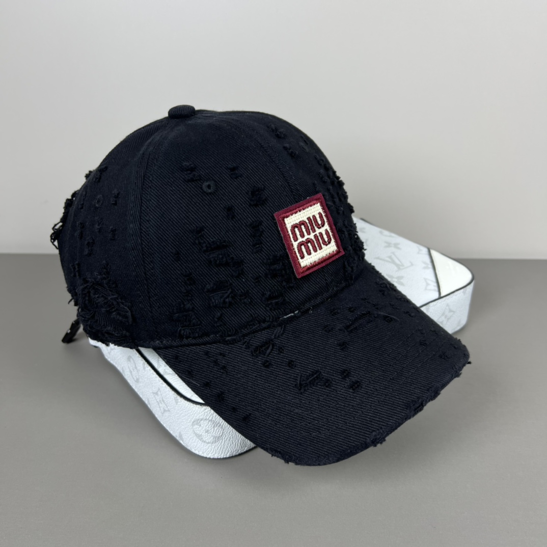 Original Miumiu Baseball Cap: Little Red Book Recommended, Original Design and Quality - 图片 6