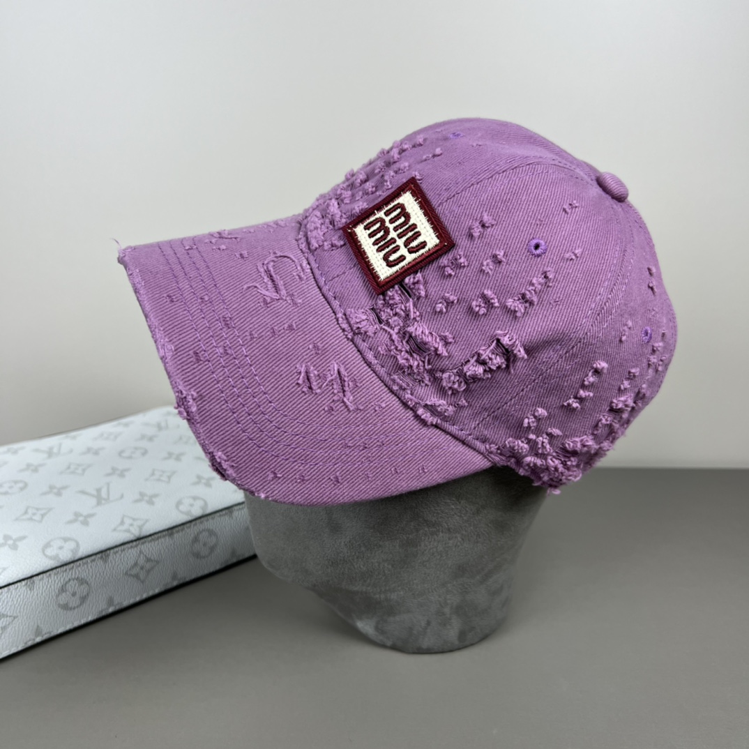 Original Miumiu Baseball Cap: Little Red Book Recommended, Original Design and Quality - 图片 1