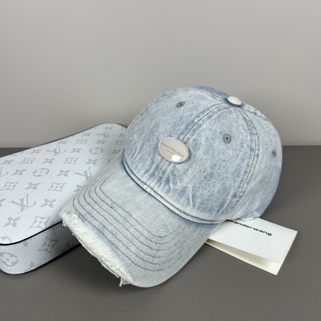 “New Alexanderwang Baseball Caps: High-End Unisex Design for a Stylish Look!” - 图片 5