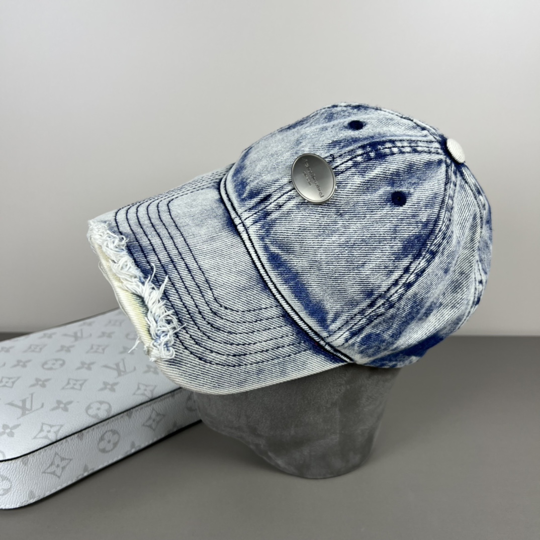 “New Alexanderwang Baseball Caps: High-End Unisex Style in Heavy Workmanship!” - 图片 1