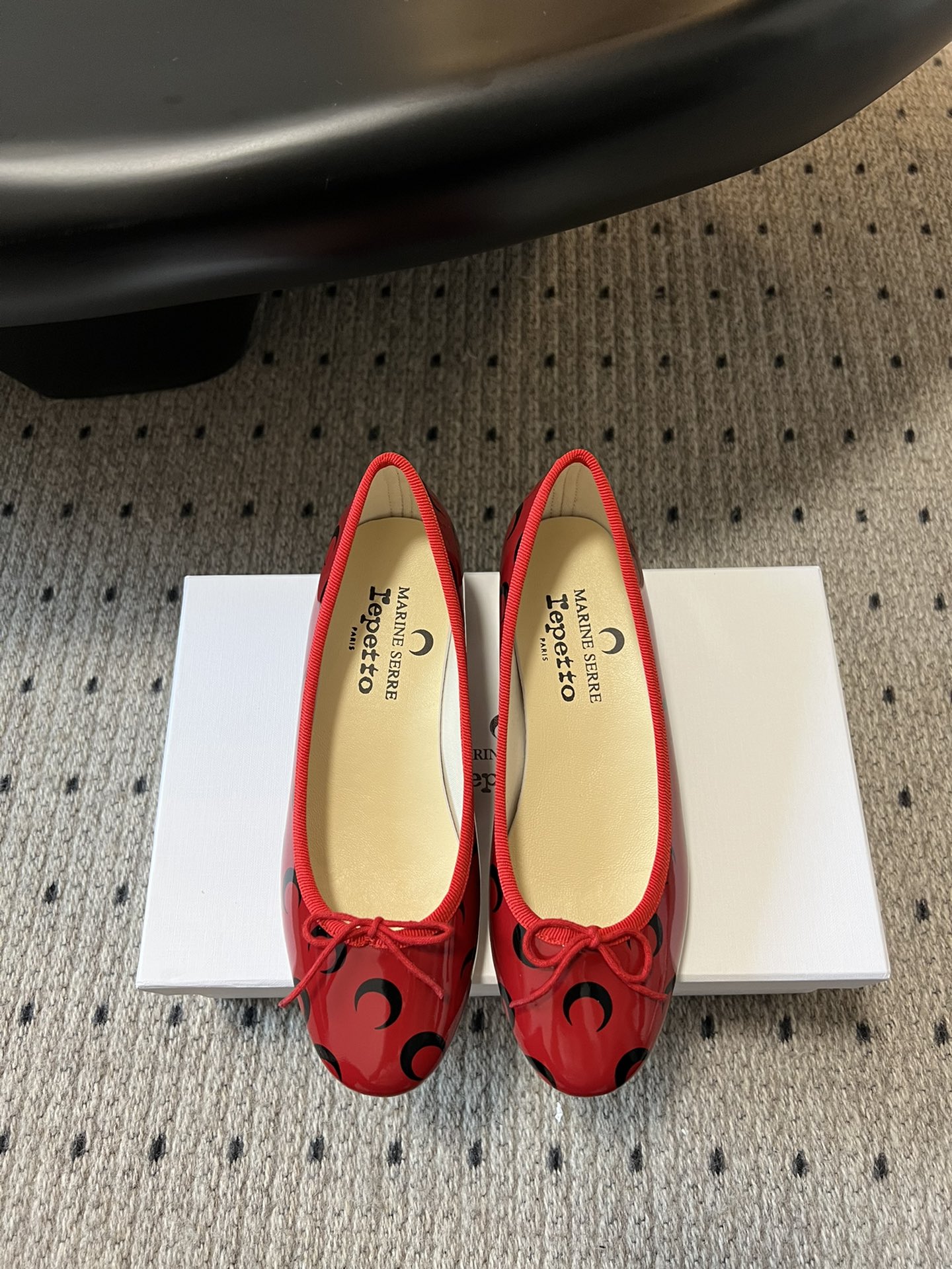 Marine Ser* x Repett* Collaboration: Moon-themed Ballet Shoes in Unique Colors