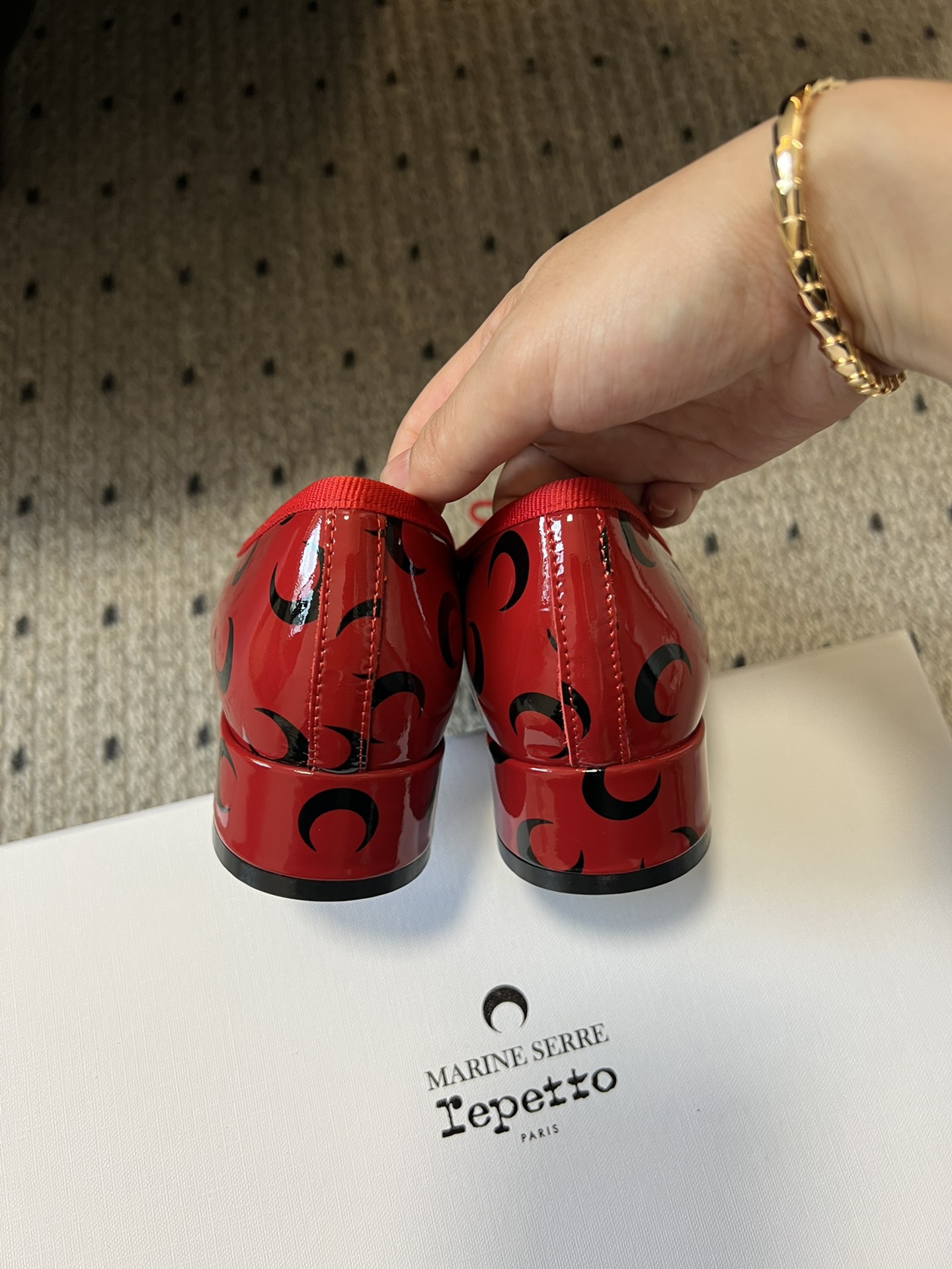 Marine Ser* x Repett* Collaboration: Moon-themed Ballet Shoes in Unique Colors - 图片 7