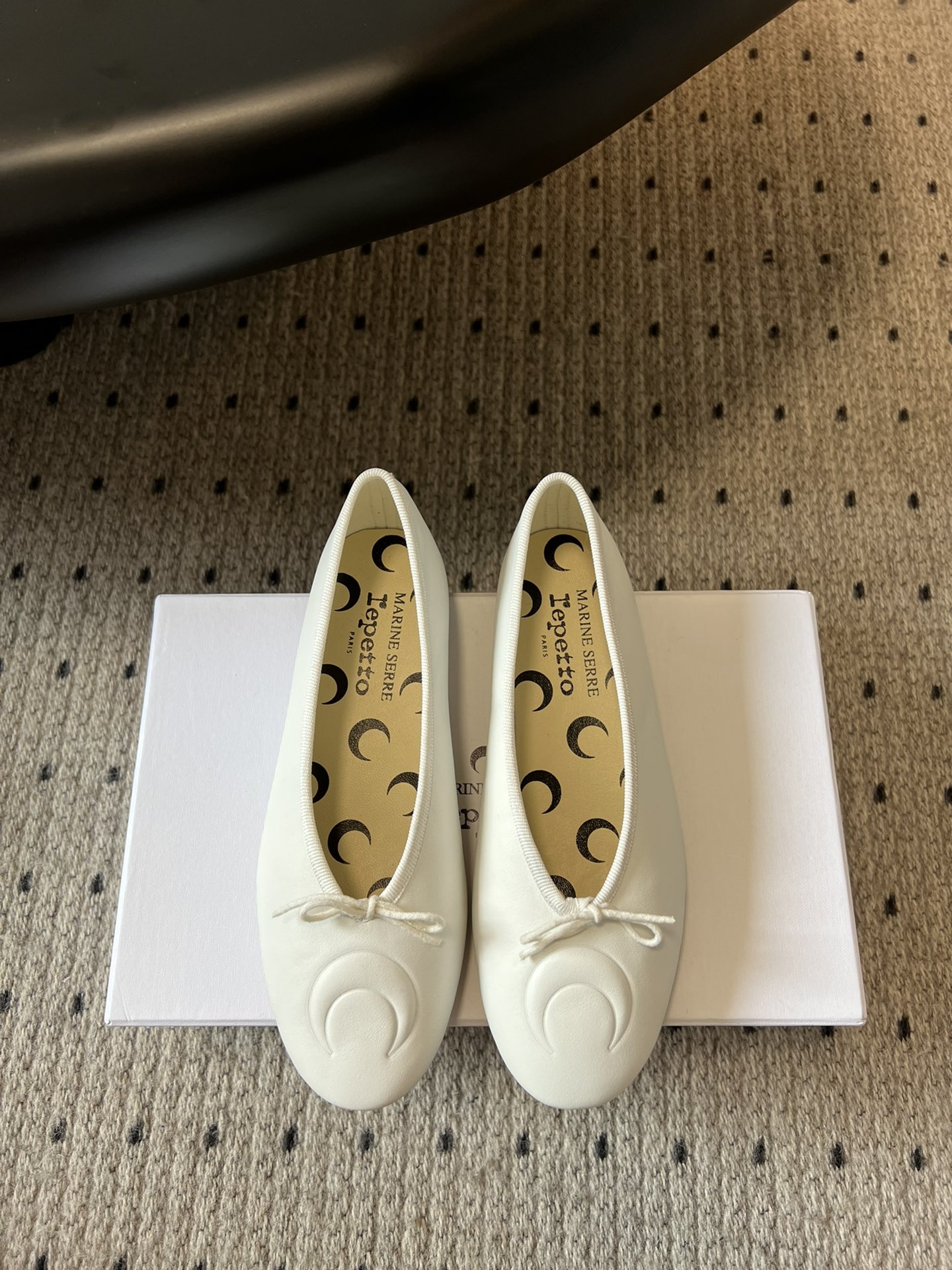 Marine Serre x Repetto Collaboration: Moon-Inspired Ballet Shoes in Unique Colors - 图片 1