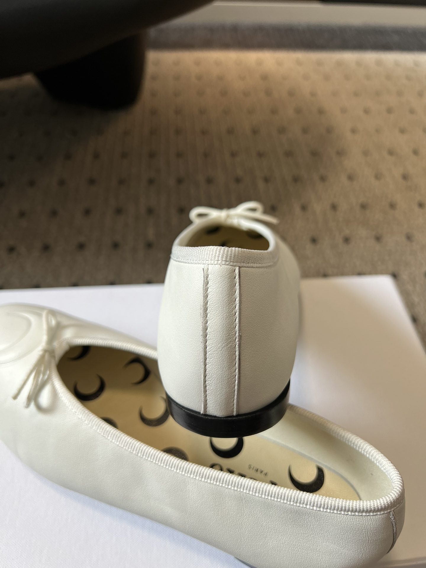 Marine Serre x Repetto Collaboration: Moon-Inspired Ballet Shoes in Unique Colors - 图片 8