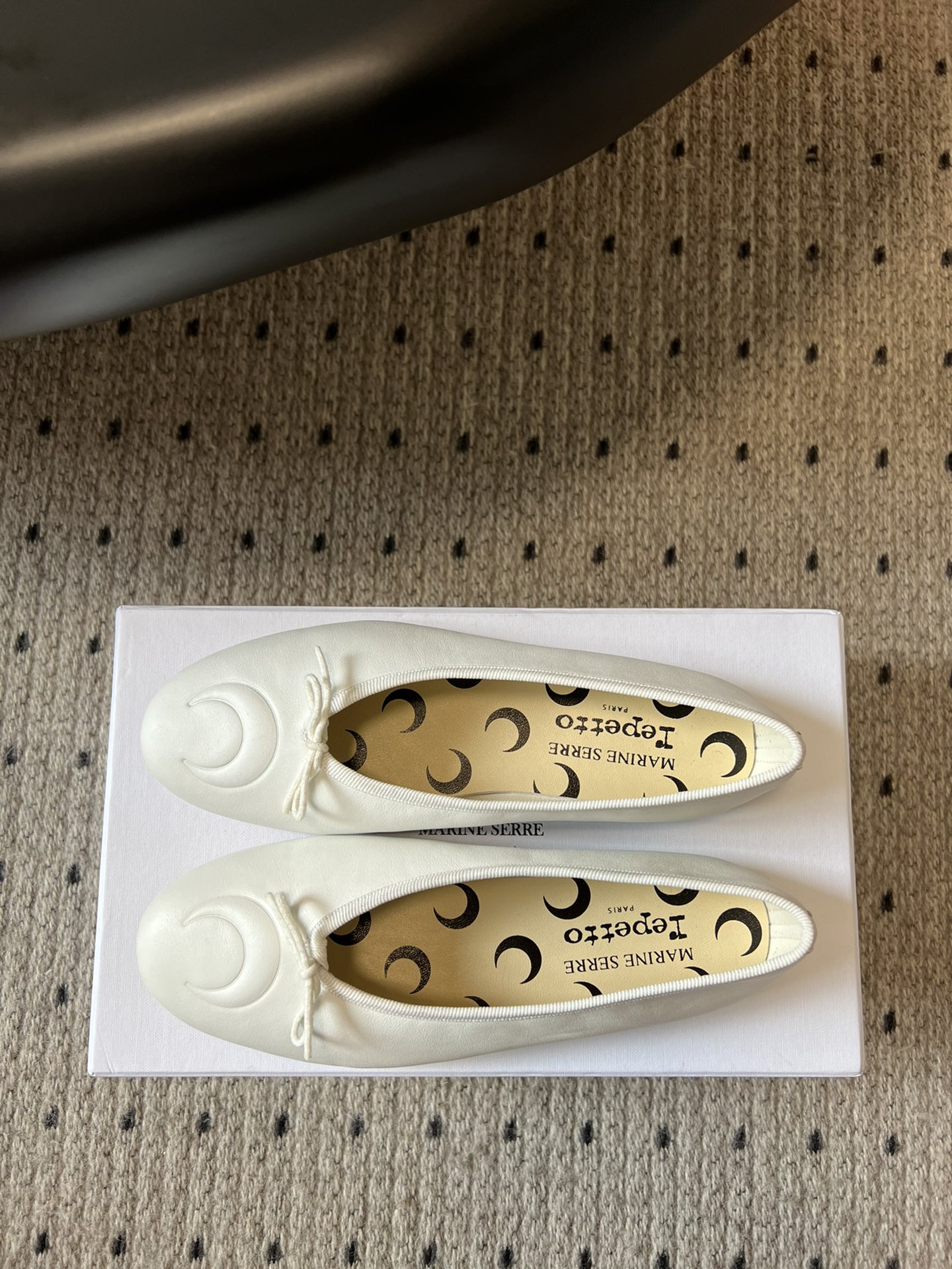 Marine Serre x Repetto Collaboration: Moon-Inspired Ballet Shoes in Unique Colors - 图片 2