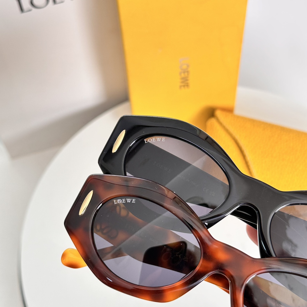  ‼️ 细节图 LOEWE🌟🌟🌟MODEL：LW5097S🌟🌟🌟SIZE：52口21-145🌟🌟🌟