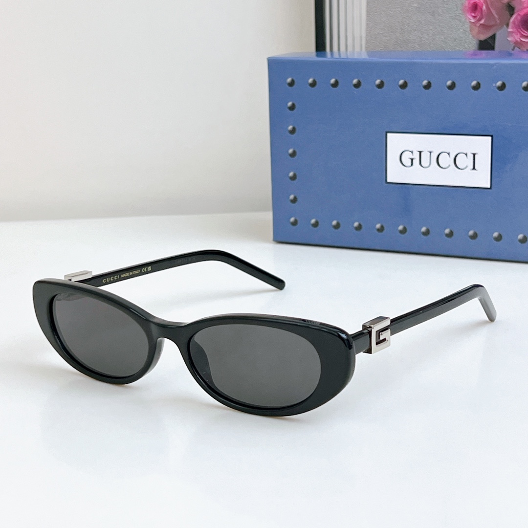  跑量价 倪妮同款
GUCC* 
MODEL：GG1680S
SIZE：52口17-140
🔝🔝