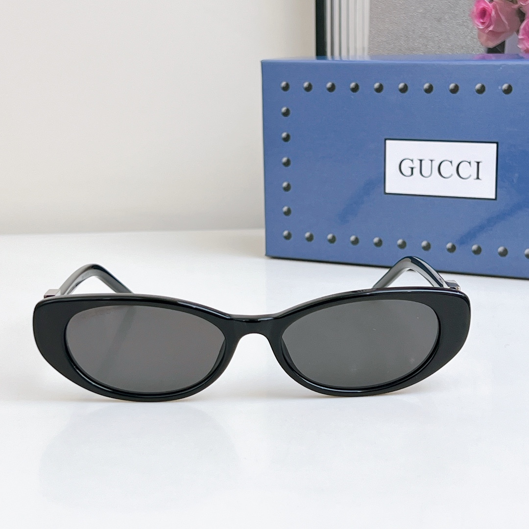  跑量价 倪妮同款
GUCC* 
MODEL：GG1680S
SIZE：52口17-140
🔝🔝