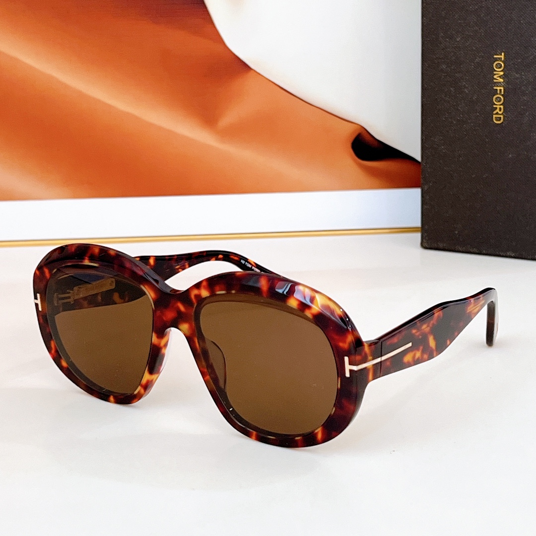  TOM FORD 
MOD： FT1193 
Size：58-15-135
🔝🔝