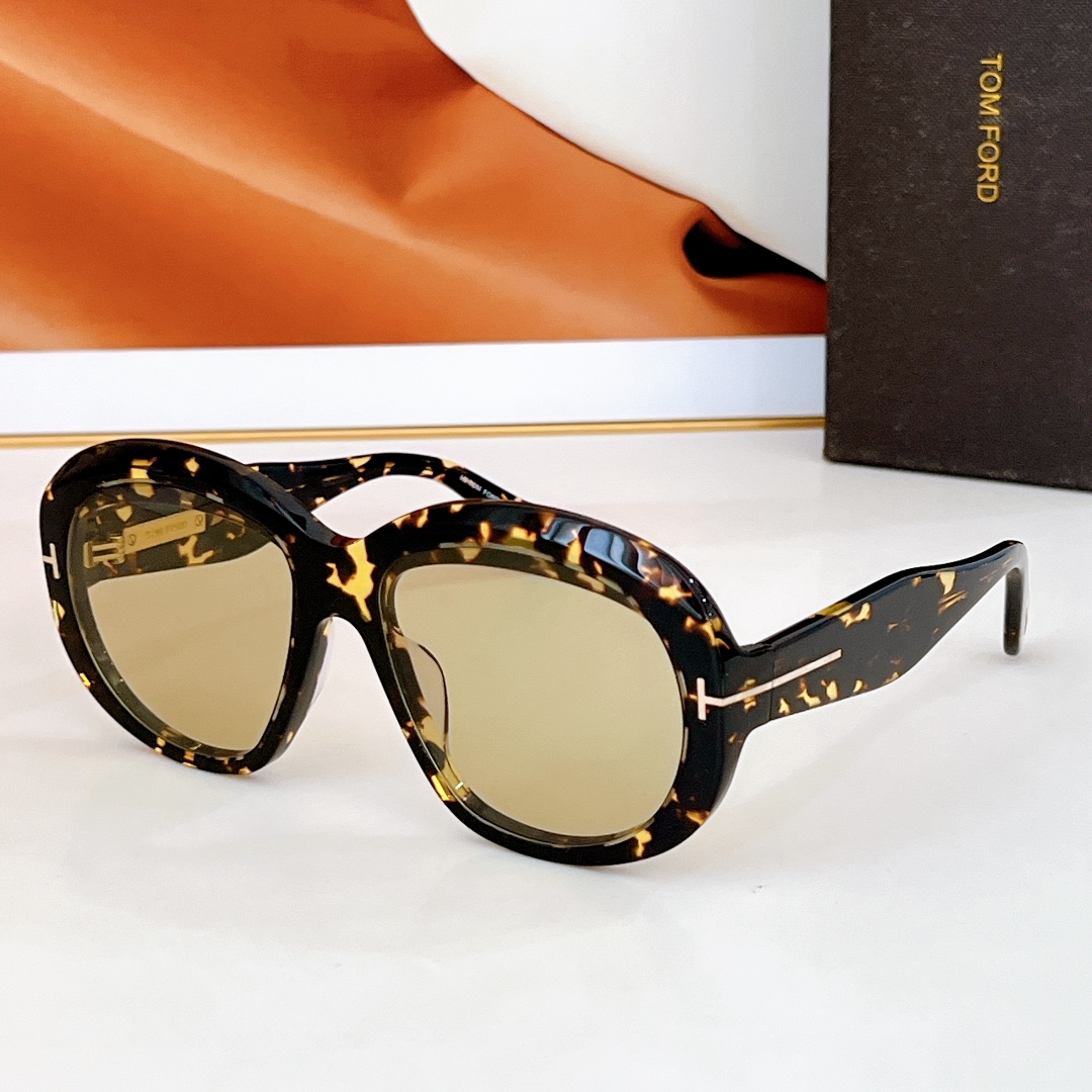  TOM FORD 
MOD： FT1193 
Size：58-15-135
🔝🔝