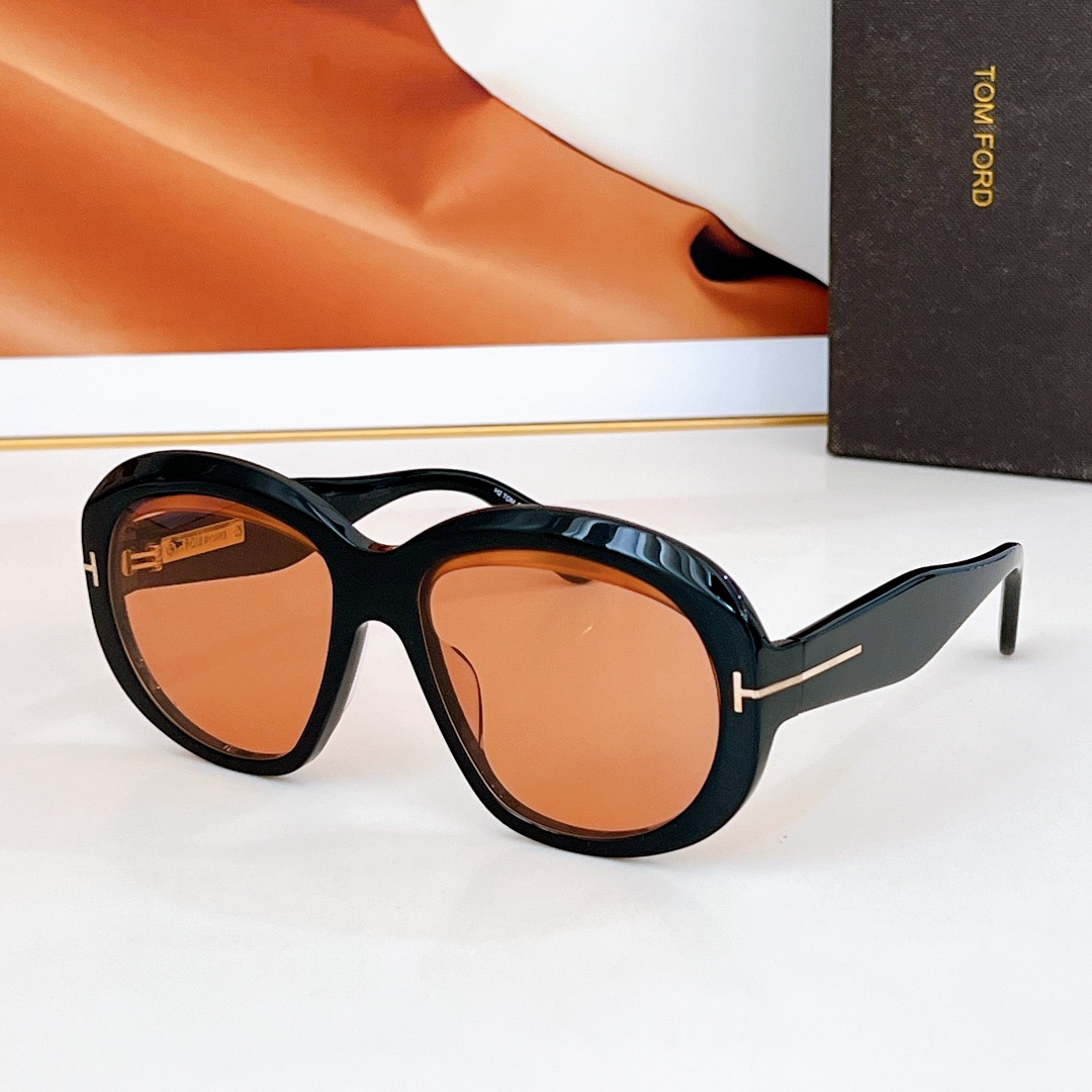  TOM FORD 
MOD： FT1193 
Size：58-15-135
🔝🔝