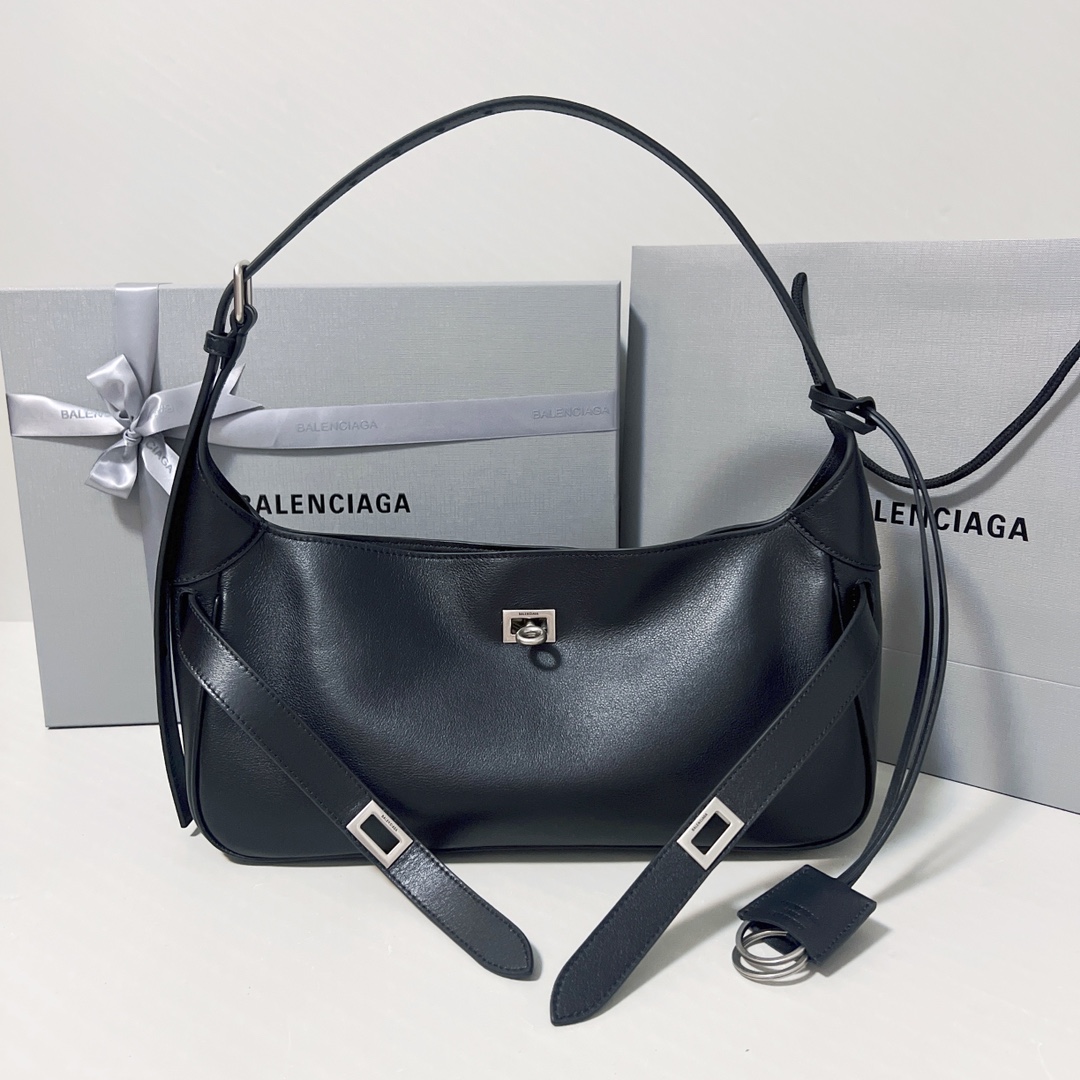 [Balenciaga Women