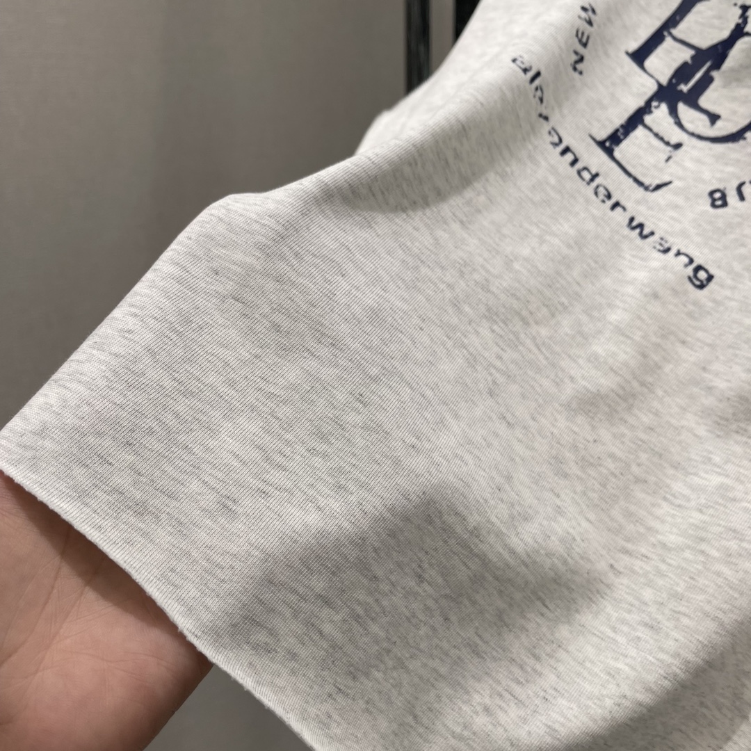 2025 Summer Edition: High-Quality Women’s Clothing Collection with Letter Print and Fashionable Tops - 图片 7
