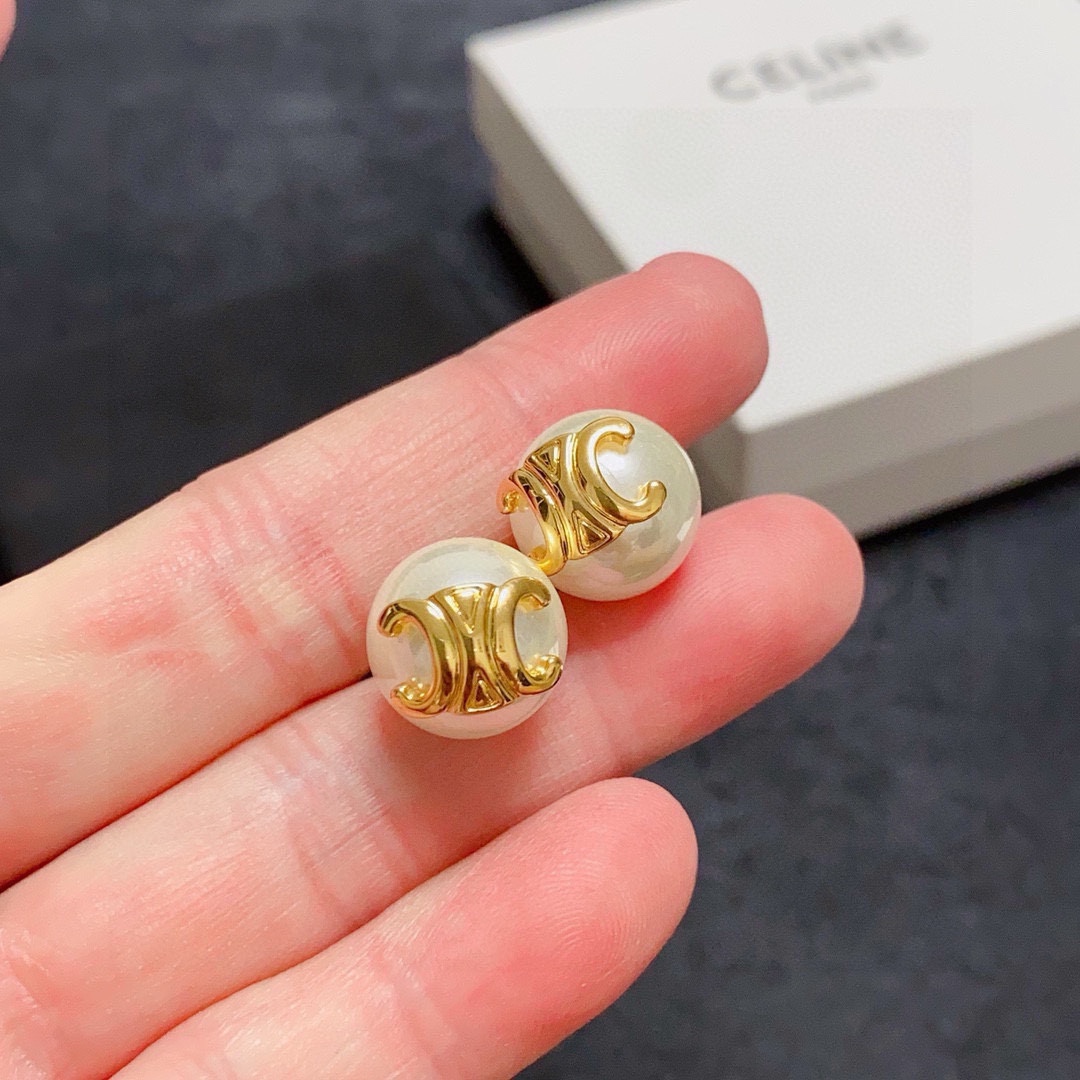 Celine Triomphe Pearl Stud Earrings - Elegant & Timeless Design 9 i1741008456 4223 7