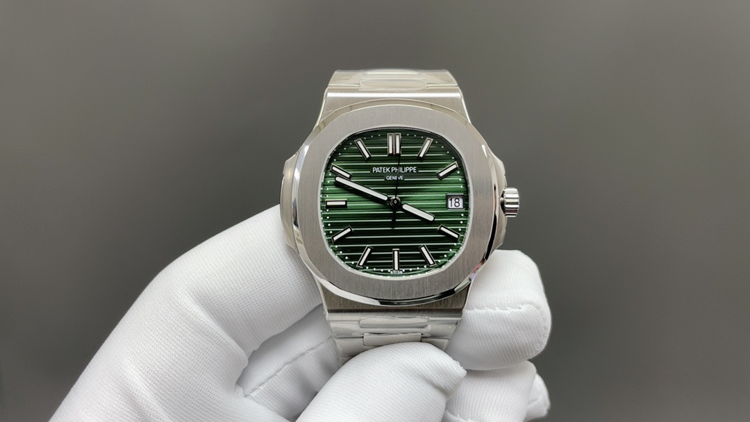 Patek Philippe PPF “钢王”蜕变，百达翡丽 PP 鹦鹉螺5711全新升级款