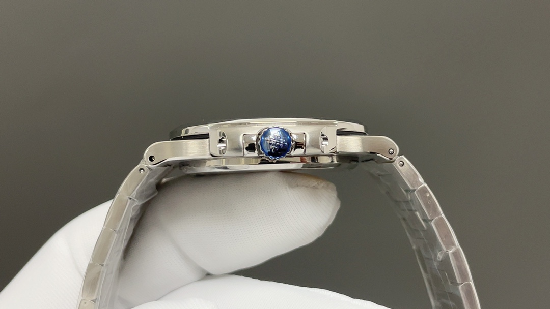 Patek Philippe PPF “钢王”蜕变，百达翡丽 PP 鹦鹉螺5711全新升级款