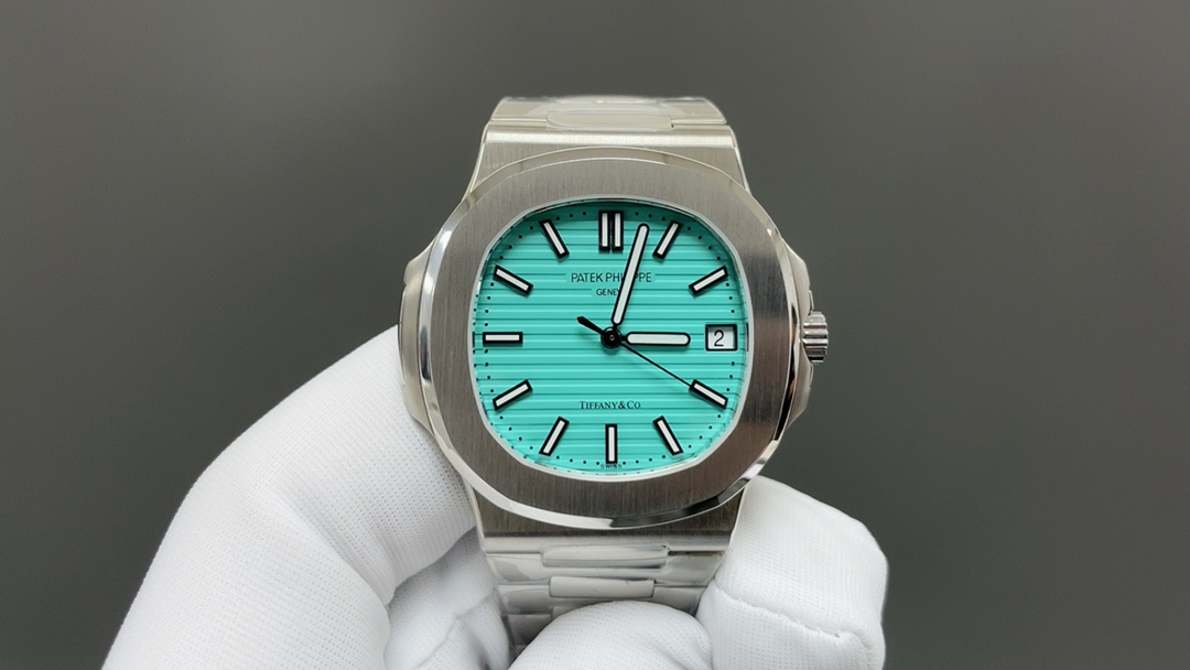 Patek Philippe PPF “钢王”蜕变，百达翡丽 PP 鹦鹉螺5711全新升级款