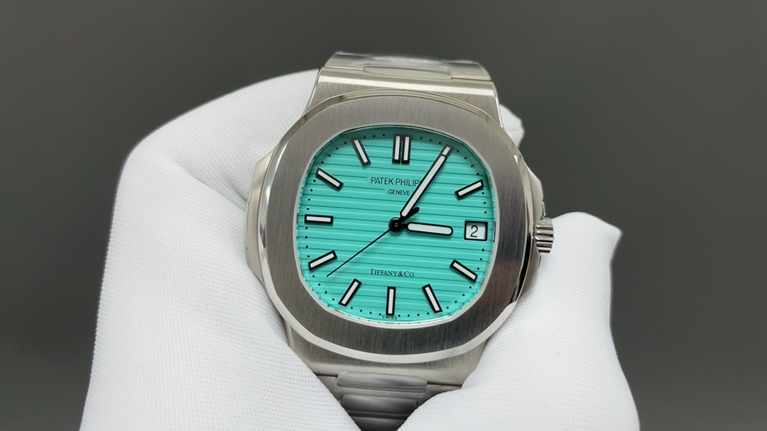 Patek Philippe PPF “钢王”蜕变，百达翡丽 PP 鹦鹉螺5711全新升级款