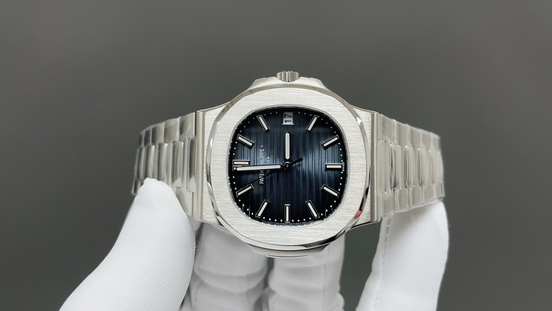 Patek Philippe PPF “钢王”蜕变，百达翡丽 PP 鹦鹉螺5711全新升级款