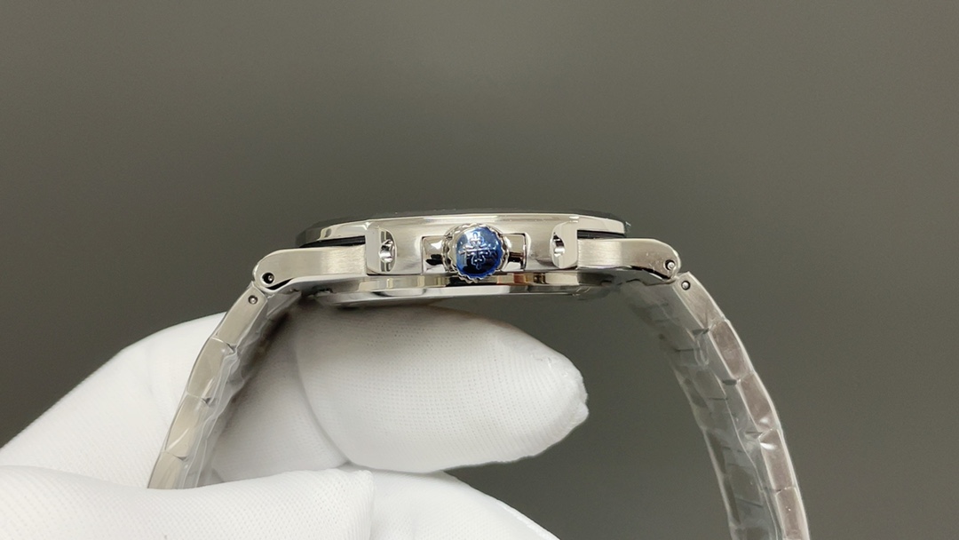 Patek Philippe PPF “钢王”蜕变，百达翡丽 PP 鹦鹉螺5711全新升级款