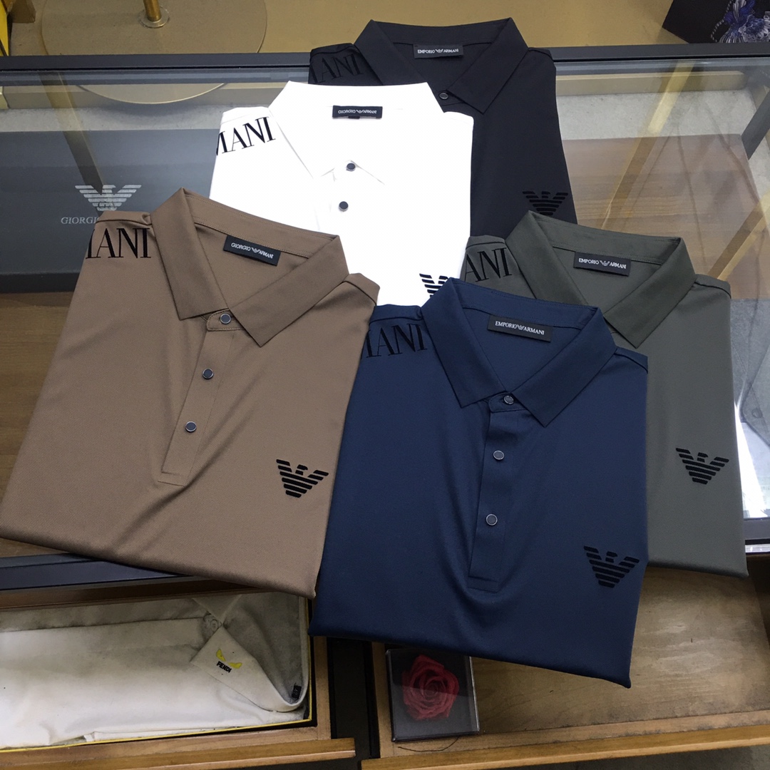 NO:132731,New product [Aman...i] High-end Polo 2025SS Spring and Summer New Product Go Fashion and Casual Lapel T-shirt, Selected High-quality Tennis Cool Fabric, Stainless Cutting Process, Exquisite Logo Design Logo on the chest, Customer-supplied woven hardware accessories, Simple and easy to match, a must-have item for casual business men!  SizeM-4XL [Please report height and weight by placing an order], tees, t-shirt, alexander wang19860909新品【Aman...i】高端Polo 2025SS春夏新品 Go 时尚休闲翻领T恤,甄选优质天丝凉爽面料,无痕切割工艺,胸前密针精致logo设计标识,客供订织五金辅料,简约易搭配,休闲商务男人必备单品！ SizeM-4XL【下单请报身高体重】,,tees，t-shirt,alexander wang,Men's clothing