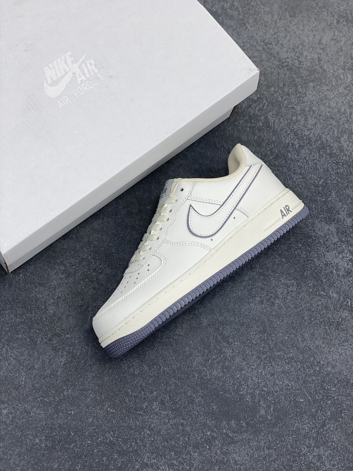 图片[7]-Nike Air Force 1 Low \’07 白银灰 低帮空军一号休闲板鞋 定制皮料 原楦原纸板 纯正版型 原装鞋盒 清洁度完美 内置全掌气垫 货号：DZ2799-122 尺码：36 36.5 37.5 38 38.5 39 40 40.5 41 42 42.5 43 44 44.5 45-选品中心