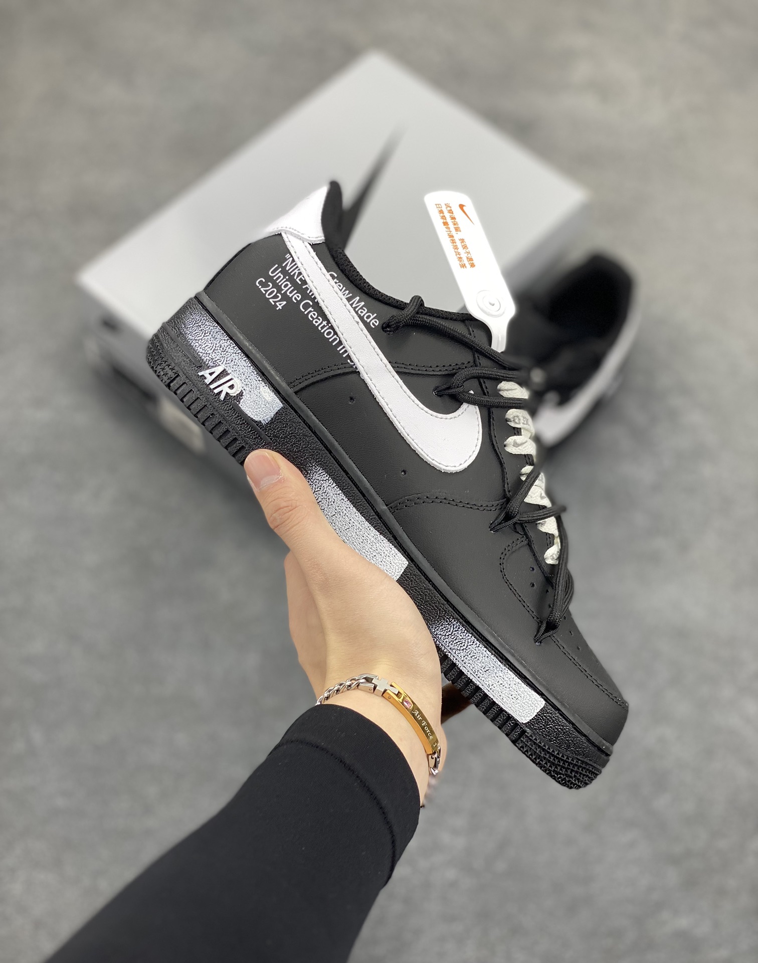 Nike Air Force 1 Low’07 高街off风 空军一号低帮休闲板鞋 定制皮料 定制鞋盒 配件齐全 原楦原纸板 纯正空军版型 内置全掌气垫 货号:ZH0316-059 尺码:36 36.5 37.5 38 38.5 39 40 40.5 41 42 42.5 43 44 44.5 45-选品中心