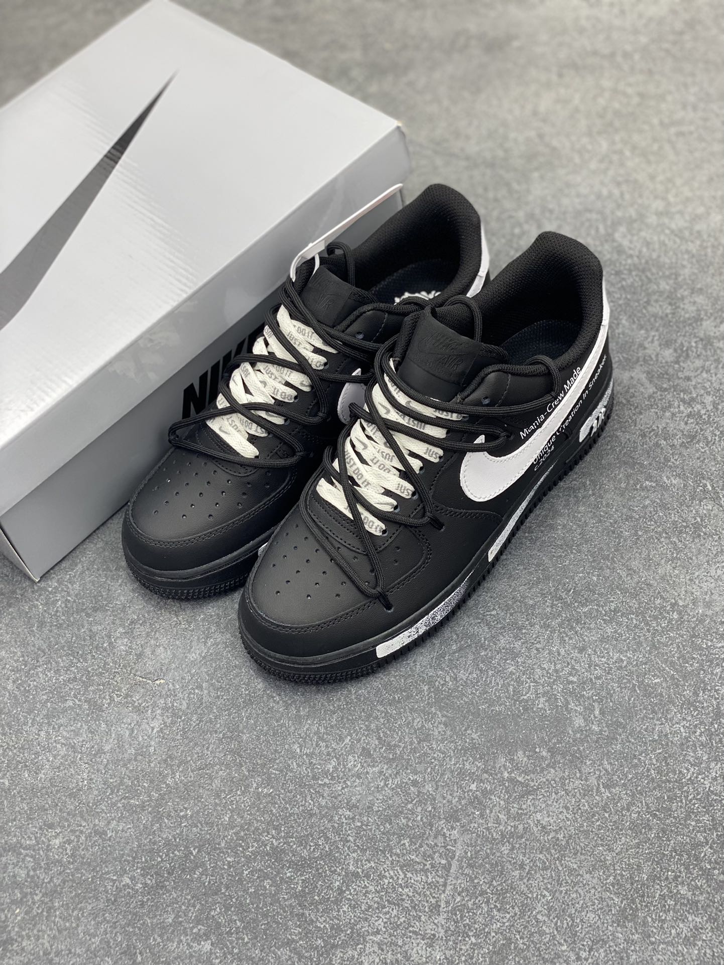 图片[8]-Nike Air Force 1 Low’07 高街off风 空军一号低帮休闲板鞋 定制皮料 定制鞋盒 配件齐全 原楦原纸板 纯正空军版型 内置全掌气垫 货号：ZH0316-059 尺码：36 36.5 37.5 38 38.5 39 40 40.5 41 42 42.5 43 44 44.5 45-选品中心