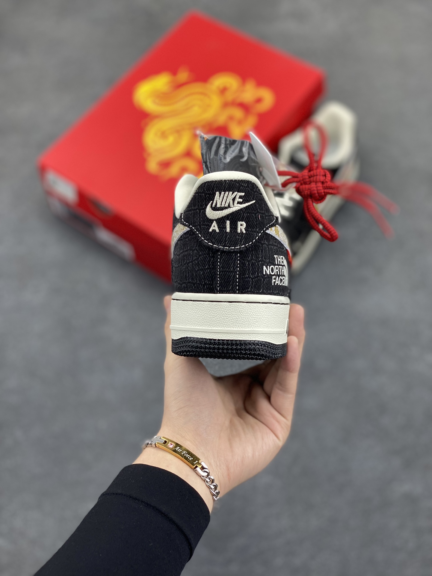 图片[4]-Nk Air Force 1‘07 Low 北面联名 空军一号低帮休闲板鞋  #原楦头原纸板 原装鞋盒 定制五金配件 内置全掌气垫 原厂鞋底 货号：CH6336-525  尺码：36 36.5 37.5 38 38.5 39 40 40.5 41 42 42.5 43 44 44.5 45-选品中心