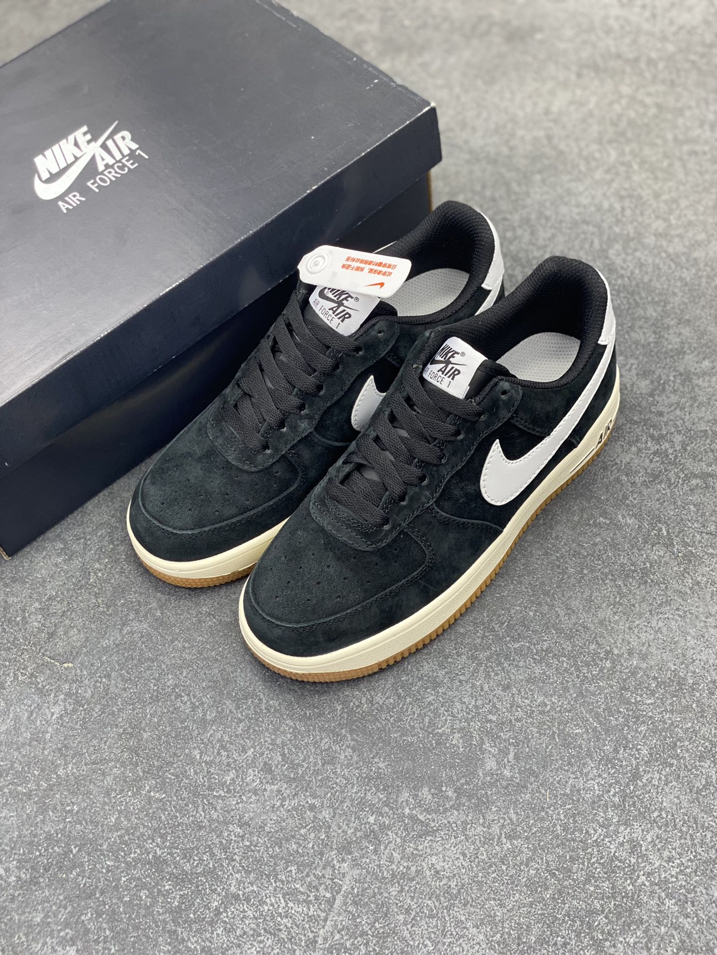 图片[8]-福利特价   Nike Air Force 1 Low 白黑麂皮生胶低帮空军一号休闲板鞋 定制皮料 原楦原纸板 纯正空军版型 高清洁度 内置全掌气垫 货号：AV0383-232 尺码：36 36.5 37.5 38 38.5 39 40 40.5 41 42 42.5 43 44 44.5 45-选品中心