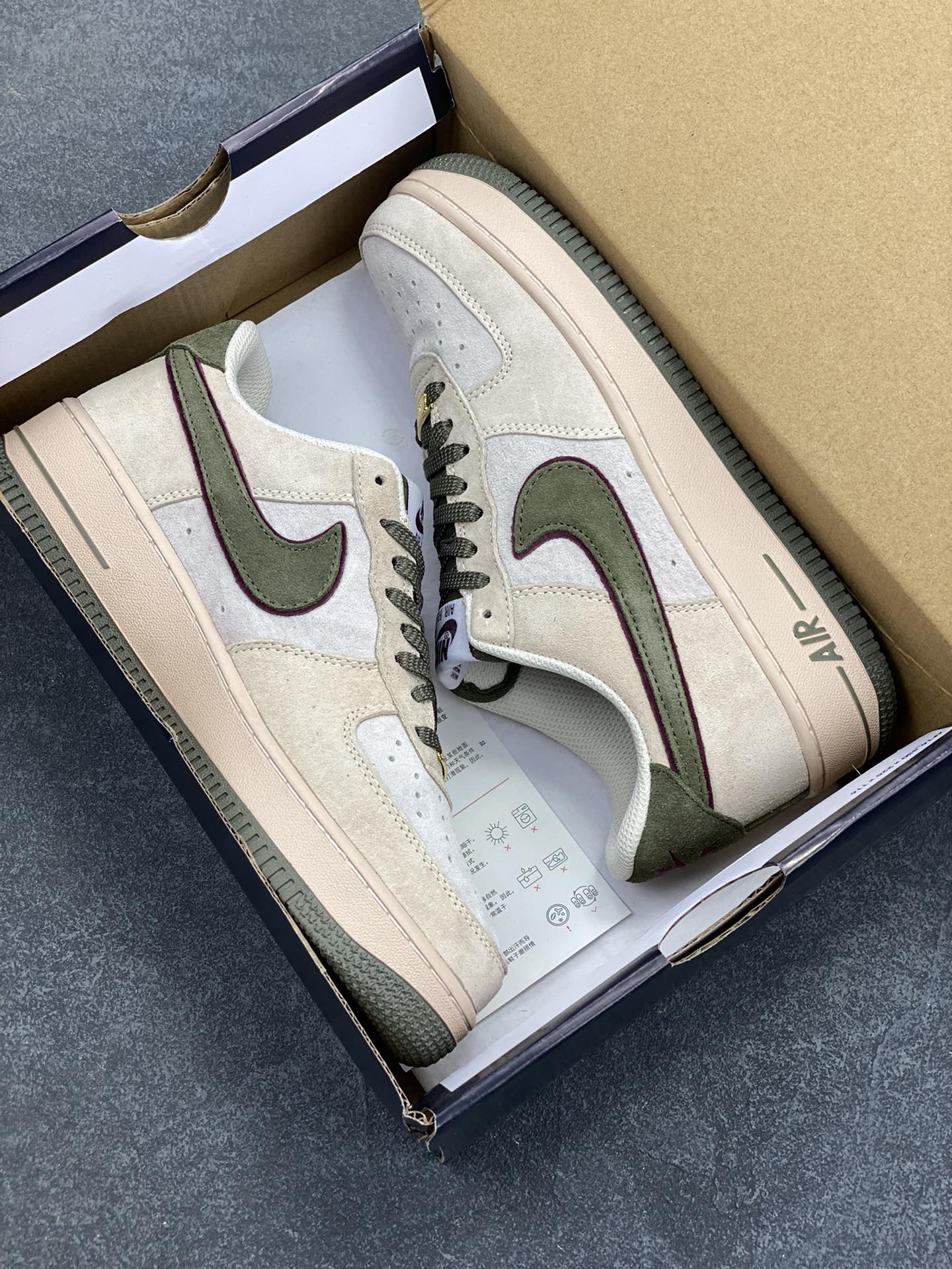 图片[9]-福利特价   Nike Air Force 1 Low 灰绿全麂皮低帮空军一号休闲板鞋 定制皮料 原楦原纸板 纯正空军版型 高清洁度 内置全掌气垫 货号：AV0383-227 尺码：36 36.5 37.5 38 38.5 39 40 40.5 41 42 42.5 43 44 44.5 45-选品中心